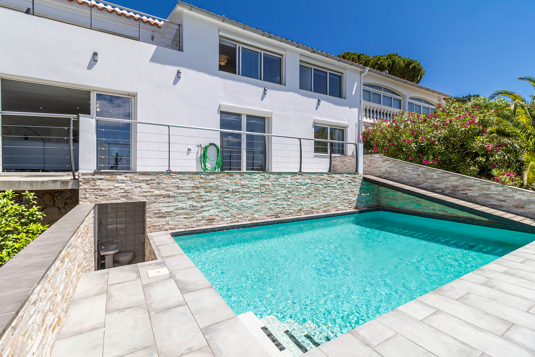  Modern Style House in Residential Area in Costa Brava - 物件實景