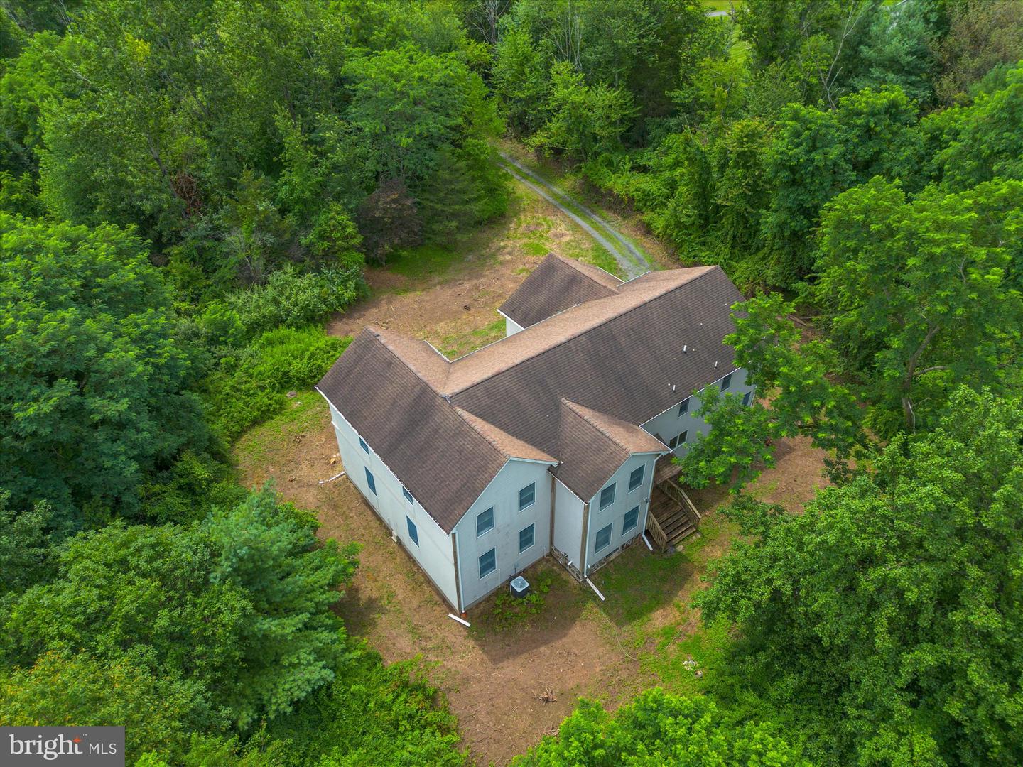 Lambertville, New Jersey, 08530, United States, 4 Bedrooms Bedrooms, ,3 BathroomsBathrooms,Residential,For Sale,1901390