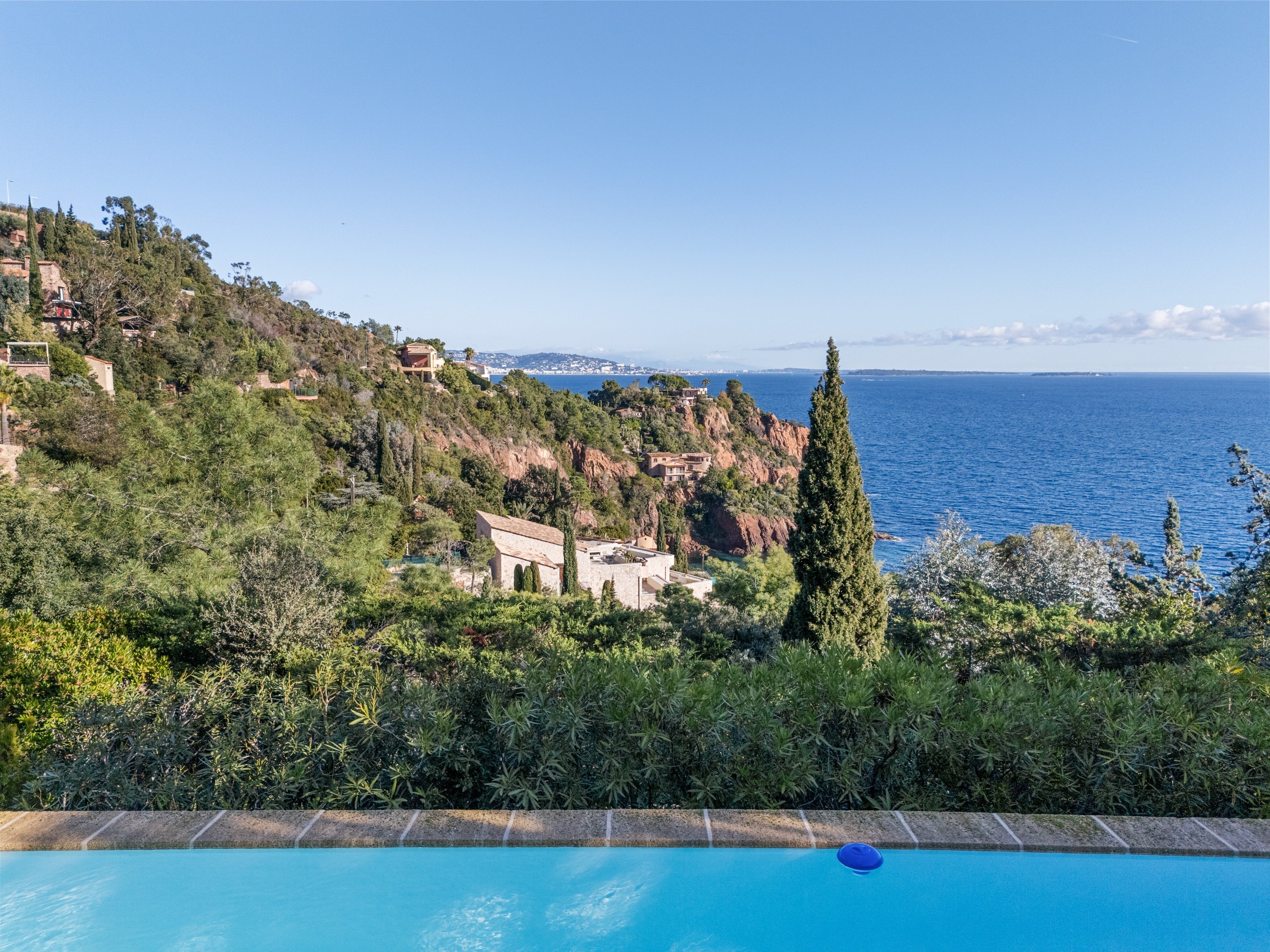  Villa with sea view and private cove in Théoule-sur-Mer - 物件實景