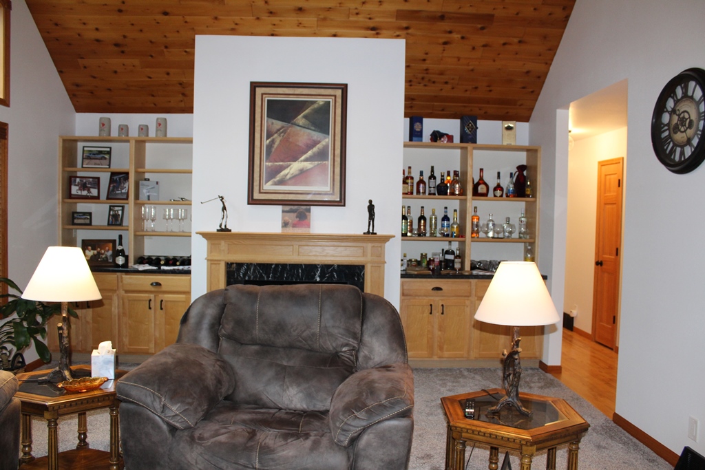 Minocqua, Wisconsin, 54548, United States, 3 Bedrooms Bedrooms, ,2 BathroomsBathrooms,Residential,For Sale,1984863