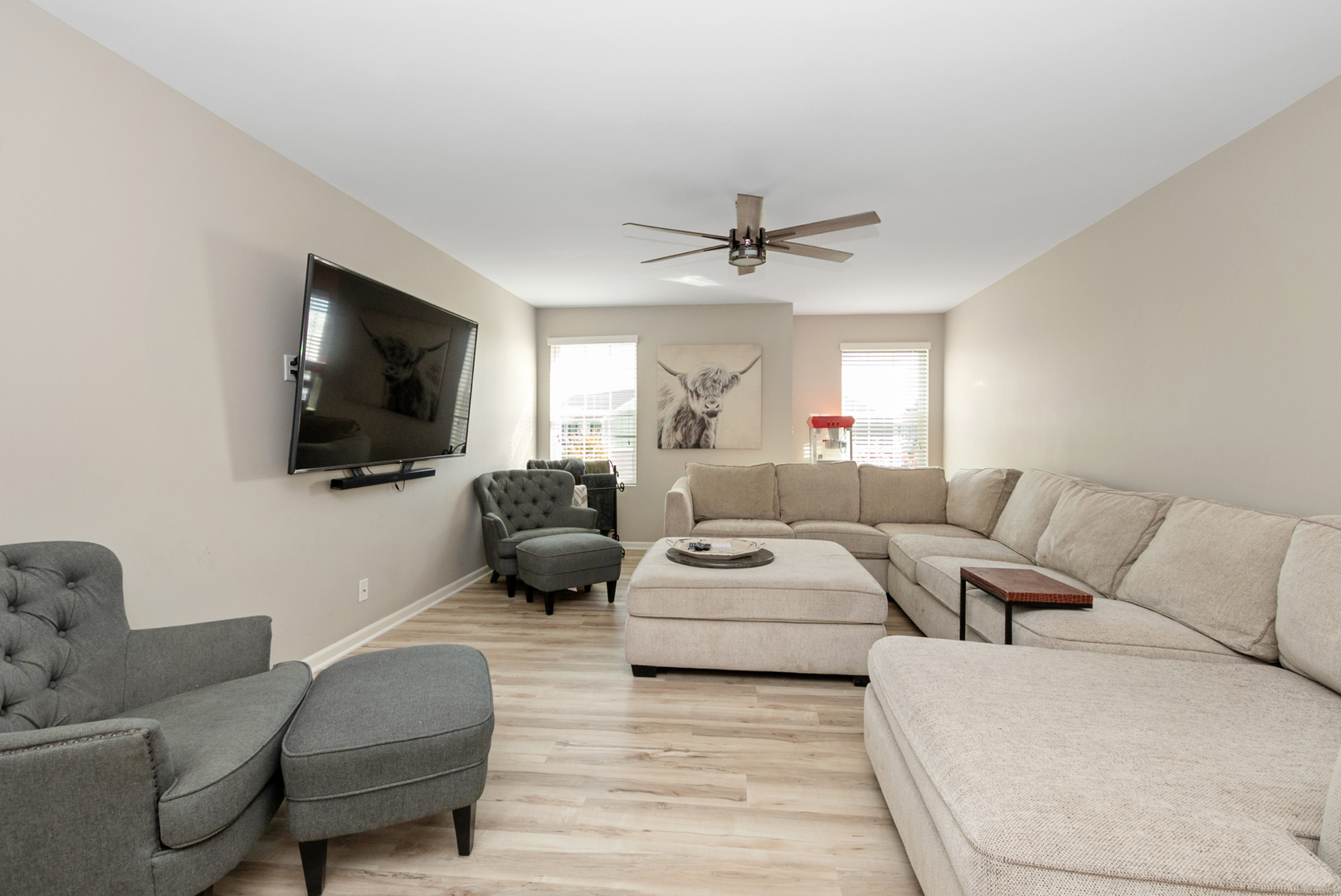 New Lenox, Illinois, 60451, United States, 4 Bedrooms Bedrooms, ,3 BathroomsBathrooms,Residential,For Sale,1984250