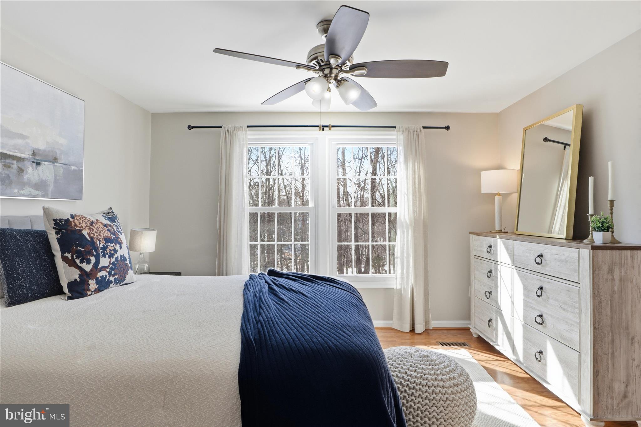 Reston, Virginia, 20194, United States, 2 Bedrooms Bedrooms, ,4 BathroomsBathrooms,Residential,For Sale,2015331