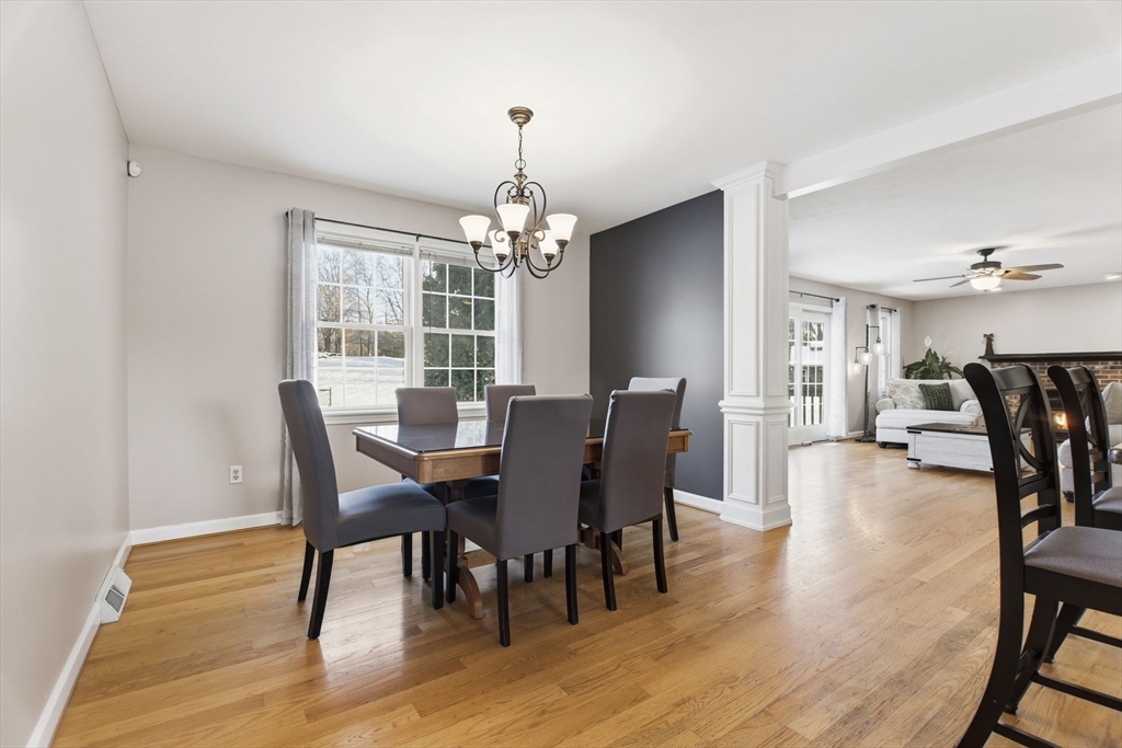 Southwick, Massachusetts, 01077, United States, 4 Bedrooms Bedrooms, ,3 BathroomsBathrooms,Residential,For Sale,2002928