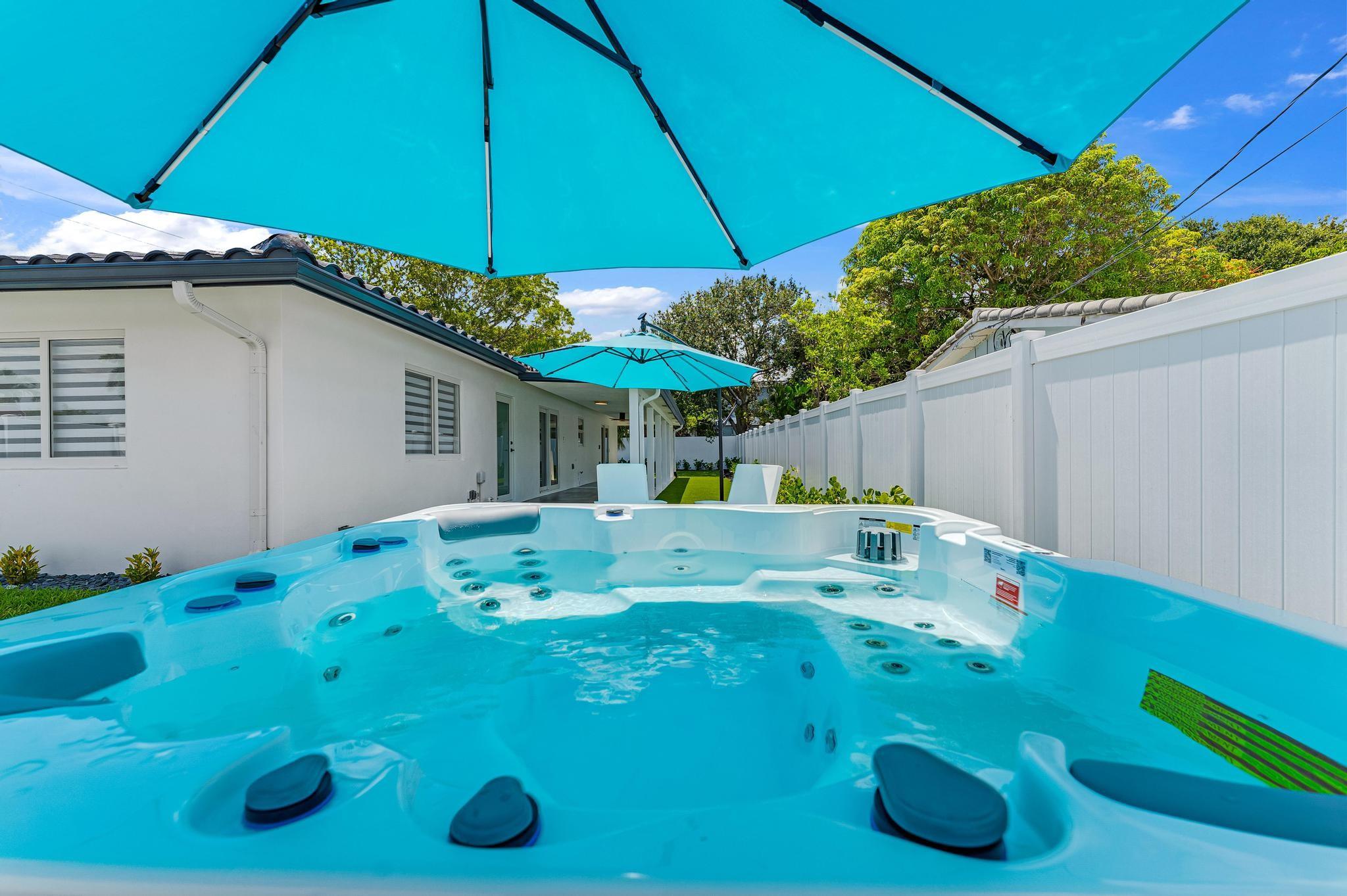 Boca Raton, Florida, 33487, United States, 3 Bedrooms Bedrooms, ,2 BathroomsBathrooms,Residential,For Sale,1904233