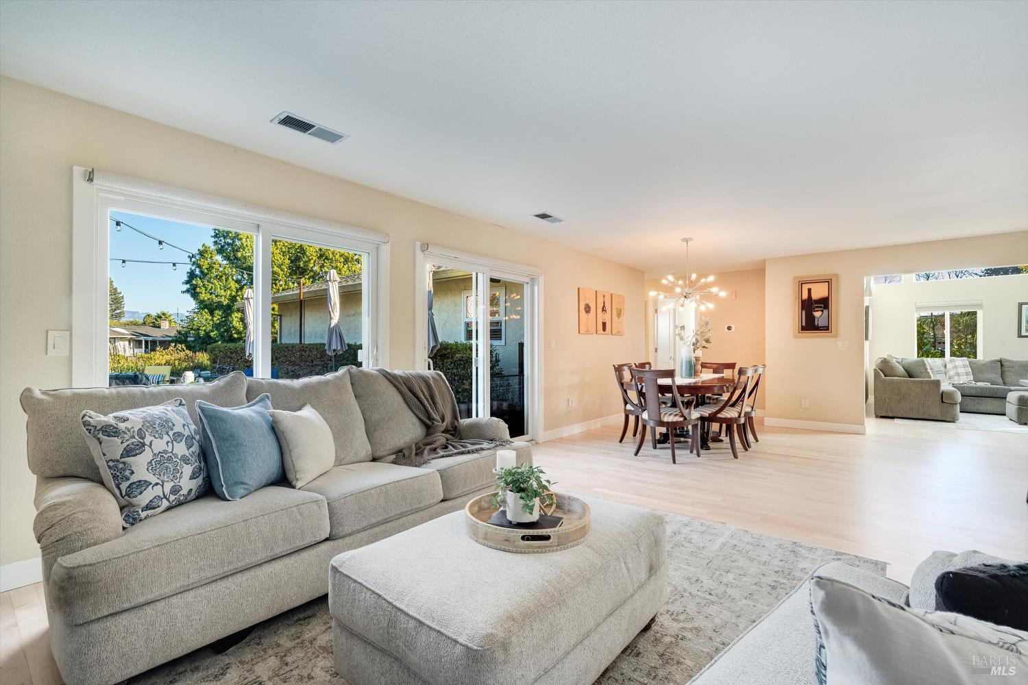 Napa, California, 94559, United States, 3 Bedrooms Bedrooms, ,2 BathroomsBathrooms,Residential,For Sale,2000781