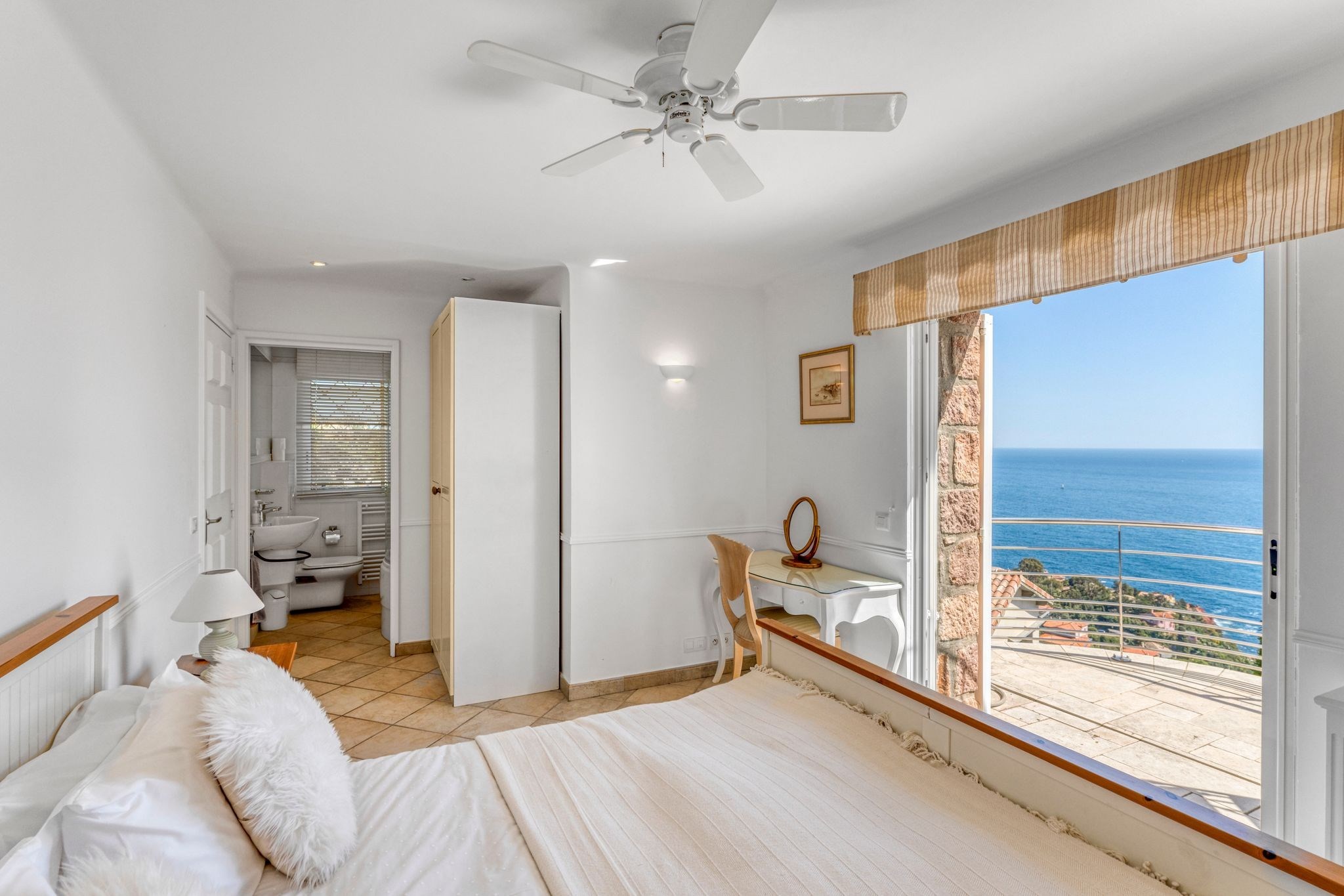  For sale – Elegant villa with panoramic sea and Estérel hills views, Le Trayas - 物件實景