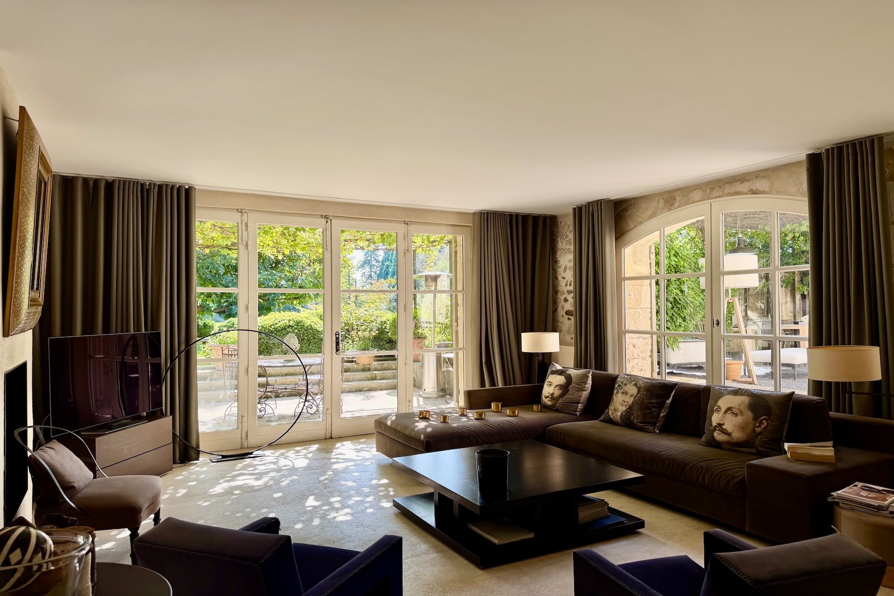 ELEGANT MAS - EXCEPTIONAL GARDEN - ROCHEFORT DU GARD - 物件實景