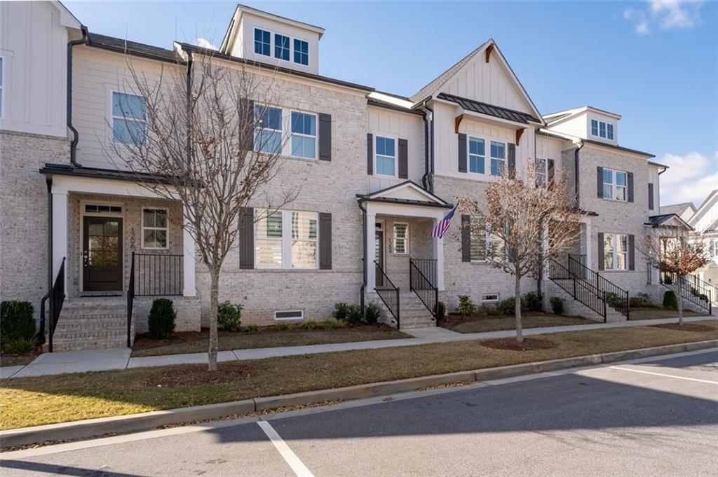 Cumming, Georgia, 30041, United States, 3 Bedrooms Bedrooms, ,4 BathroomsBathrooms,Residential,For Sale,1991085