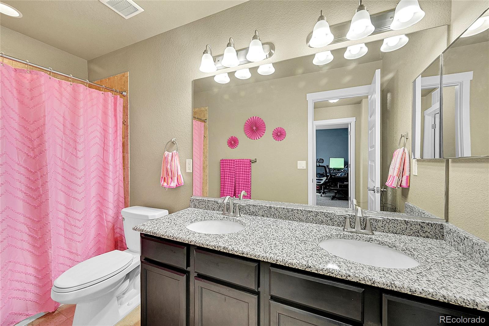 Frederick, Colorado, 80504, United States, 5 Bedrooms Bedrooms, ,3 BathroomsBathrooms,Residential,For Sale,1970061