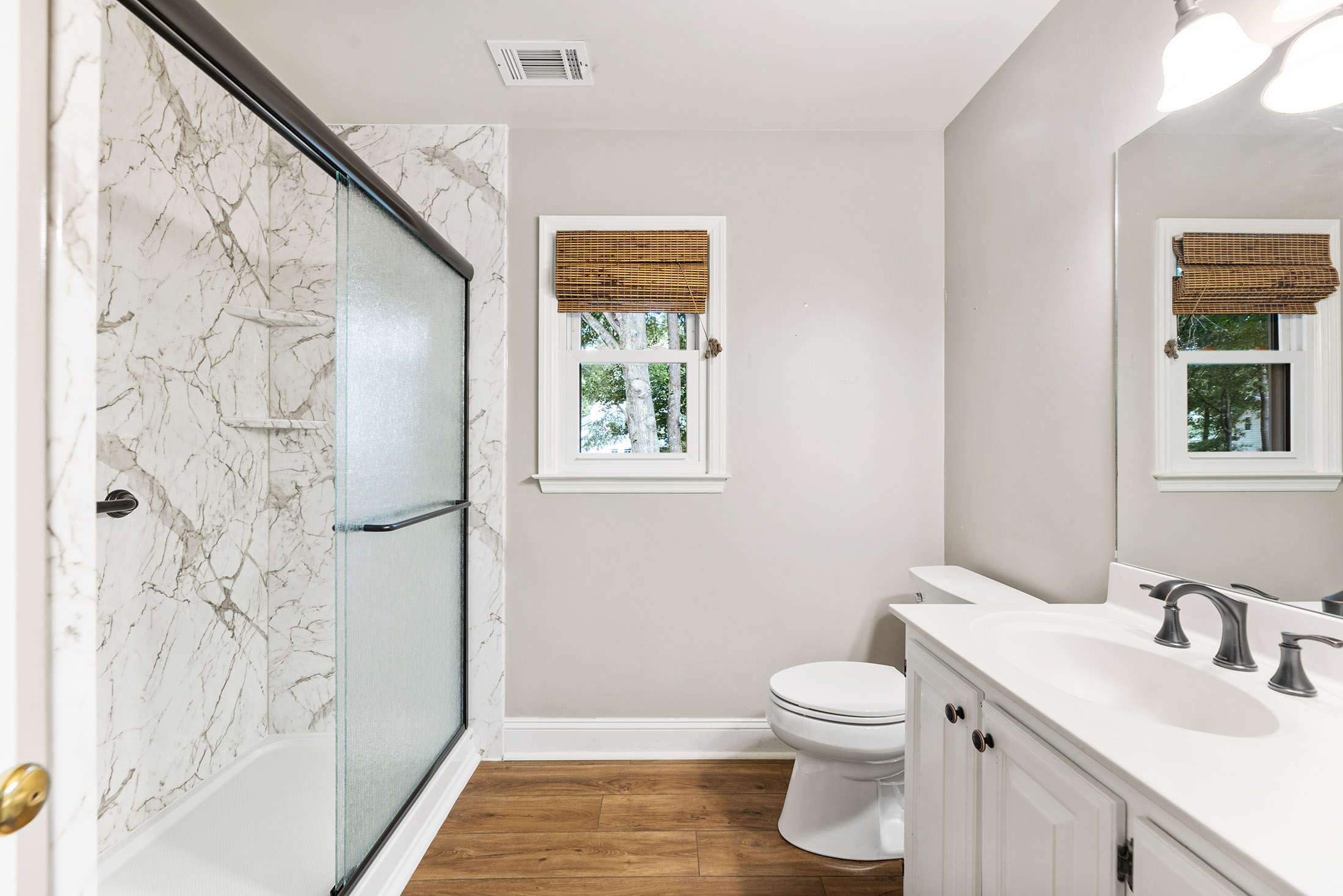  Andover North Home Blends Privacy and Convenience - 物件實景