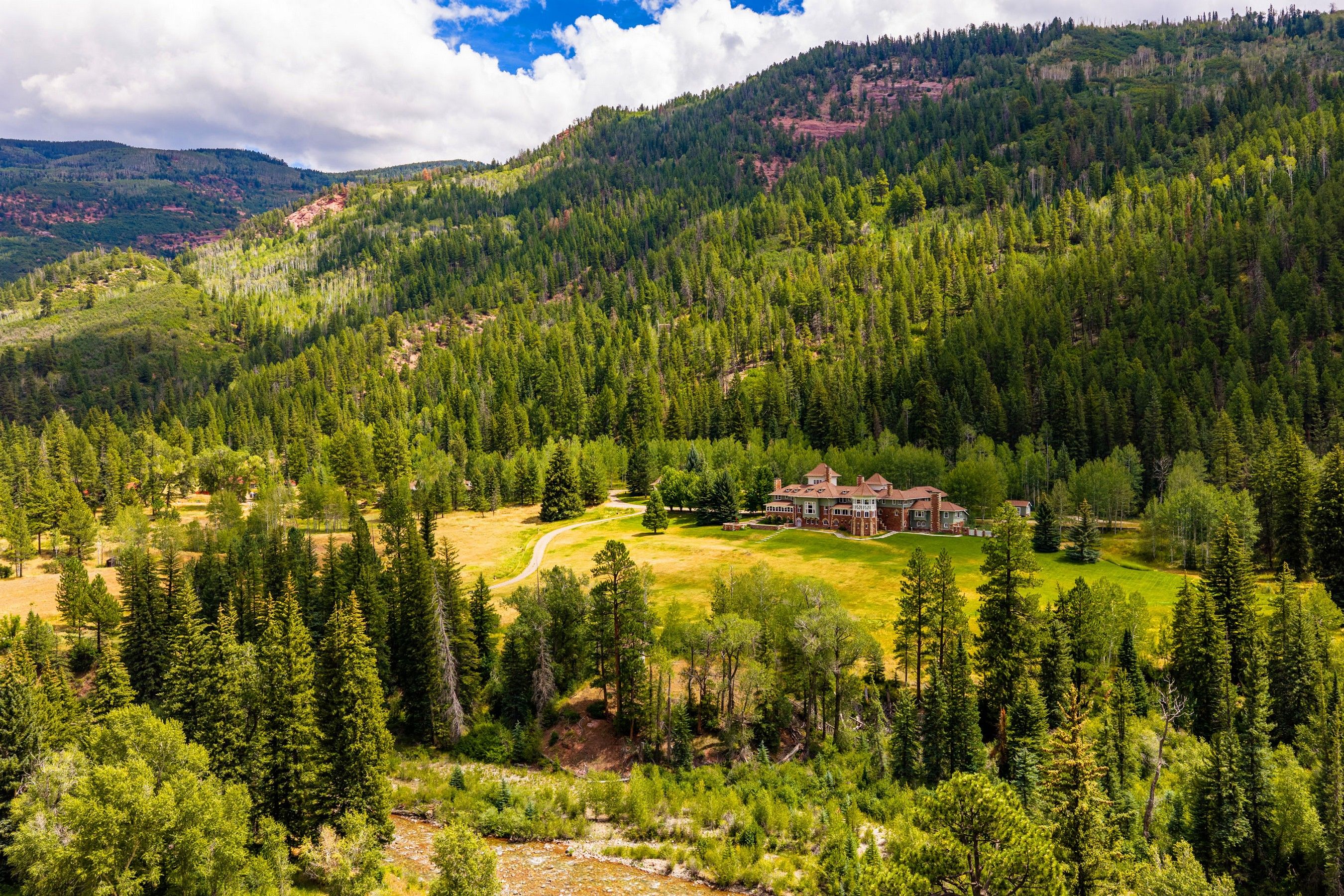  Private Mountain Escape on 32 Acres Near Redstone - 物件實景
