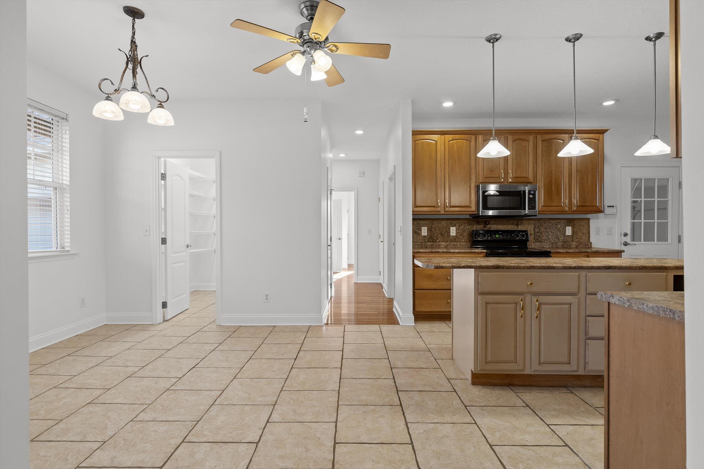 Ooltewah, Tennessee, 37363, United States, 3 Bedrooms Bedrooms, ,3 BathroomsBathrooms,Residential,For Sale,2003260