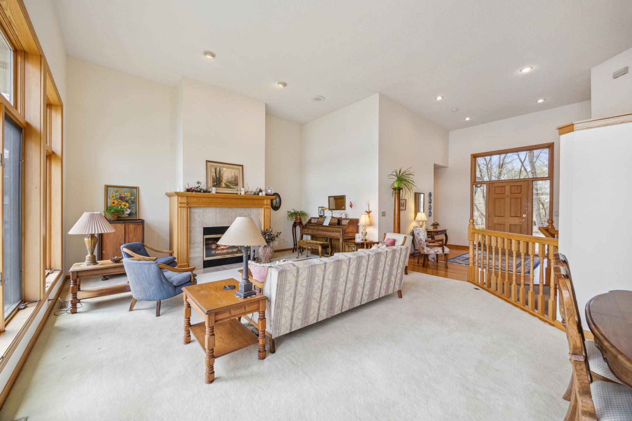 New Brighton, Minnesota, 55112, United States, 4 Bedrooms Bedrooms, ,4 BathroomsBathrooms,Residential,For Sale,1990901