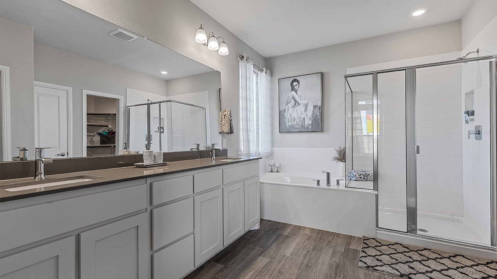 Grand Prairie, Texas, 76065, United States, 4 Bedrooms Bedrooms, ,3 BathroomsBathrooms,Residential,For Sale,2013771