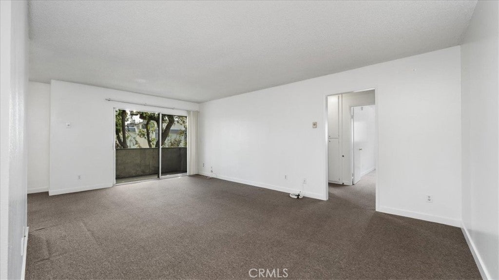 Los Angeles, California, 90034, United States, 2 Bedrooms Bedrooms, ,2 BathroomsBathrooms,Residential,For Sale,2025767