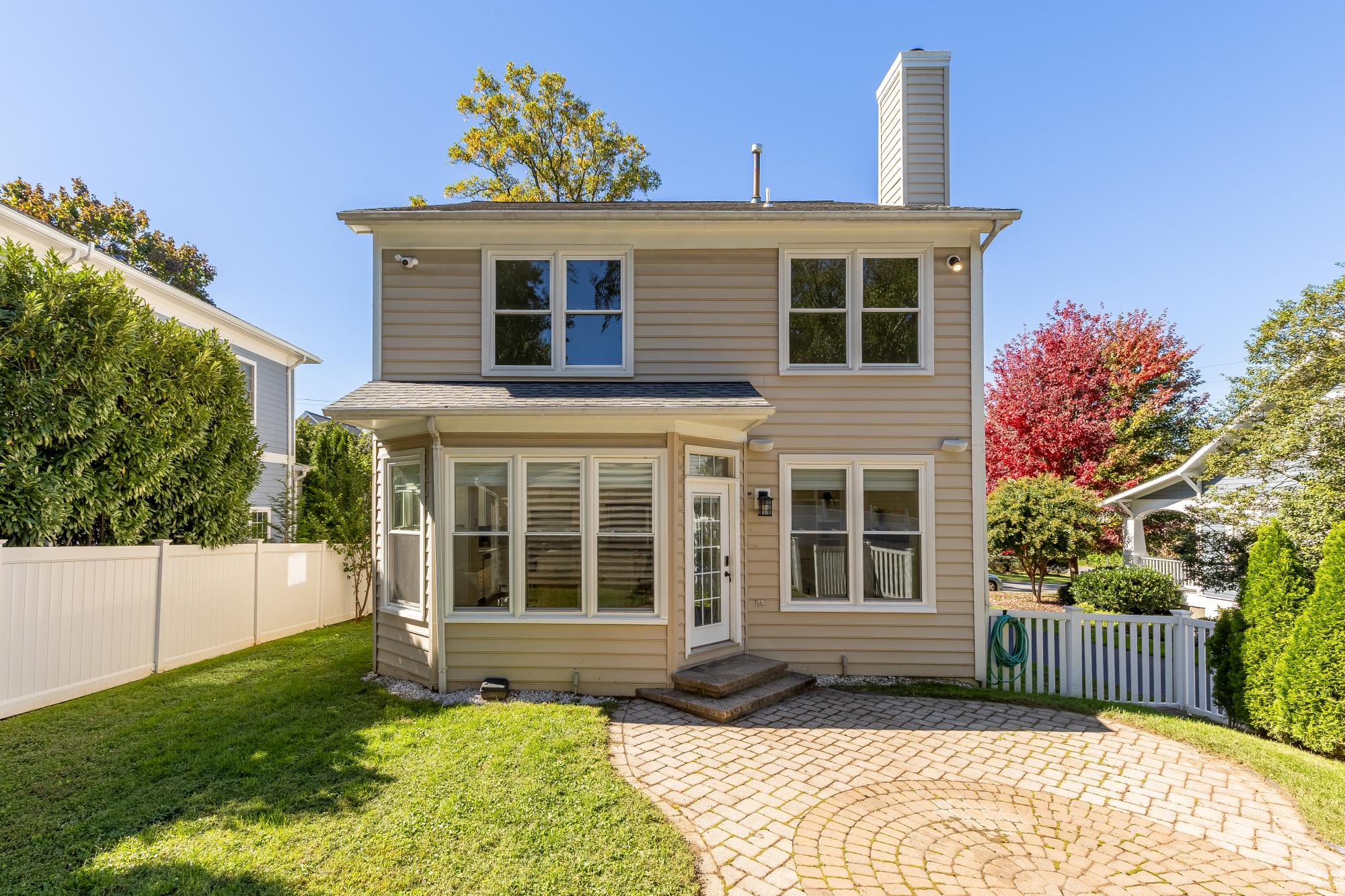  1505 Spring Vale Avenue, Mclean, VA, 22101 - 物件實景