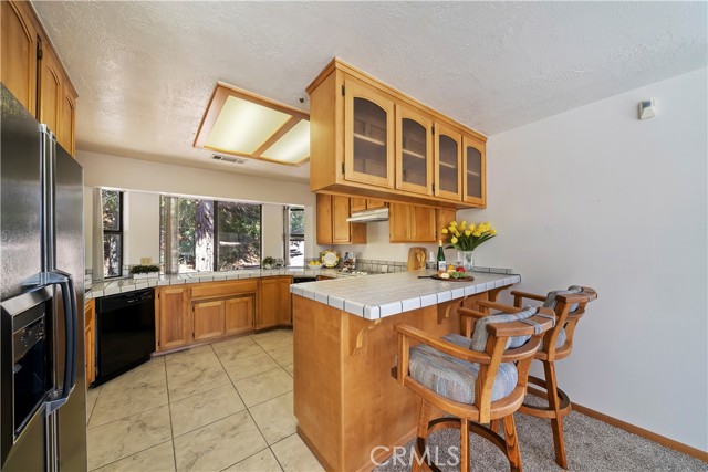 Crestline, California, 92325, United States, 3 Bedrooms Bedrooms, ,2 BathroomsBathrooms,Residential,For Sale,1981429