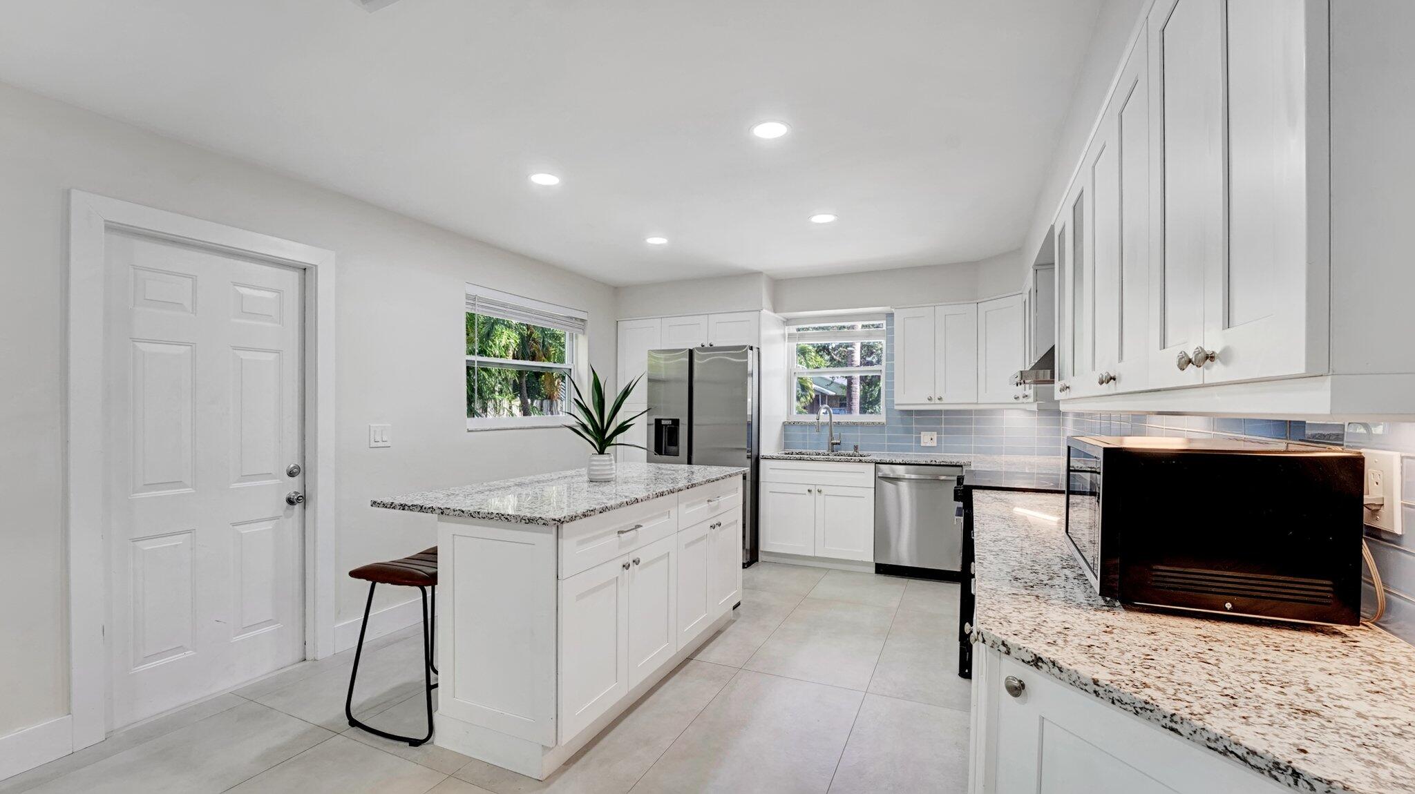 Delray Beach, Florida, 33444, United States, 6 Bedrooms Bedrooms, ,4 BathroomsBathrooms,Residential,For Sale,1836889