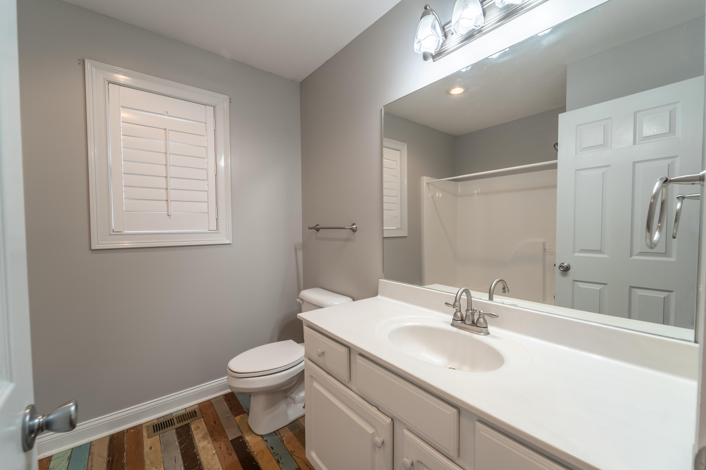 Richmond, Kentucky, 40475, United States, 3 Bedrooms Bedrooms, ,2 BathroomsBathrooms,Residential,For Sale,2047972