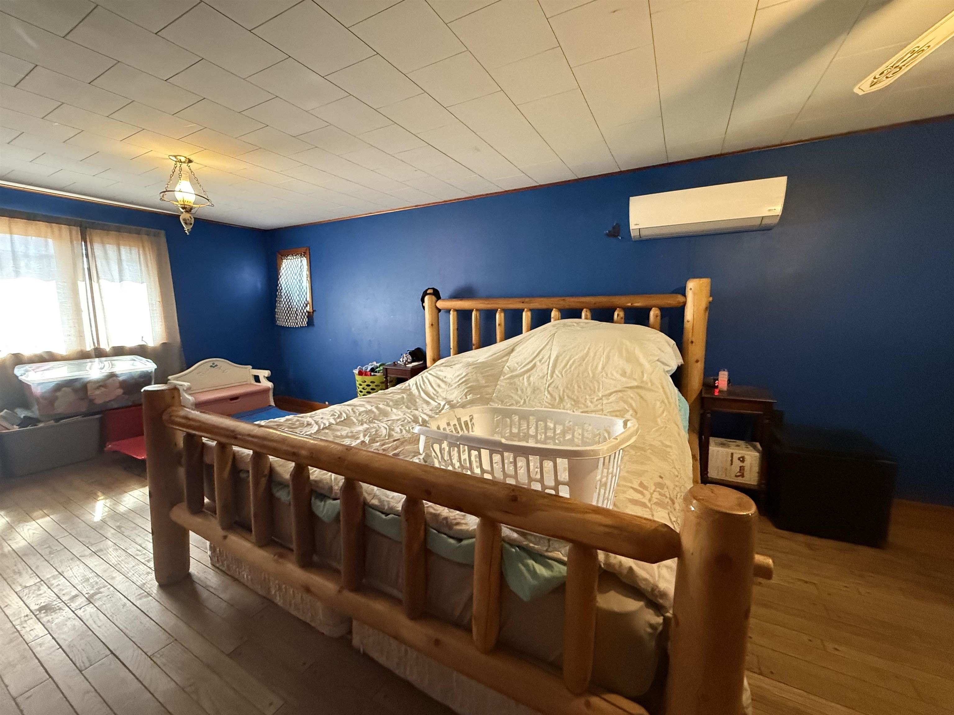 Irasburg, Vermont, 05845, United States, 3 Bedrooms Bedrooms, ,2 BathroomsBathrooms,Residential,For Sale,2017609