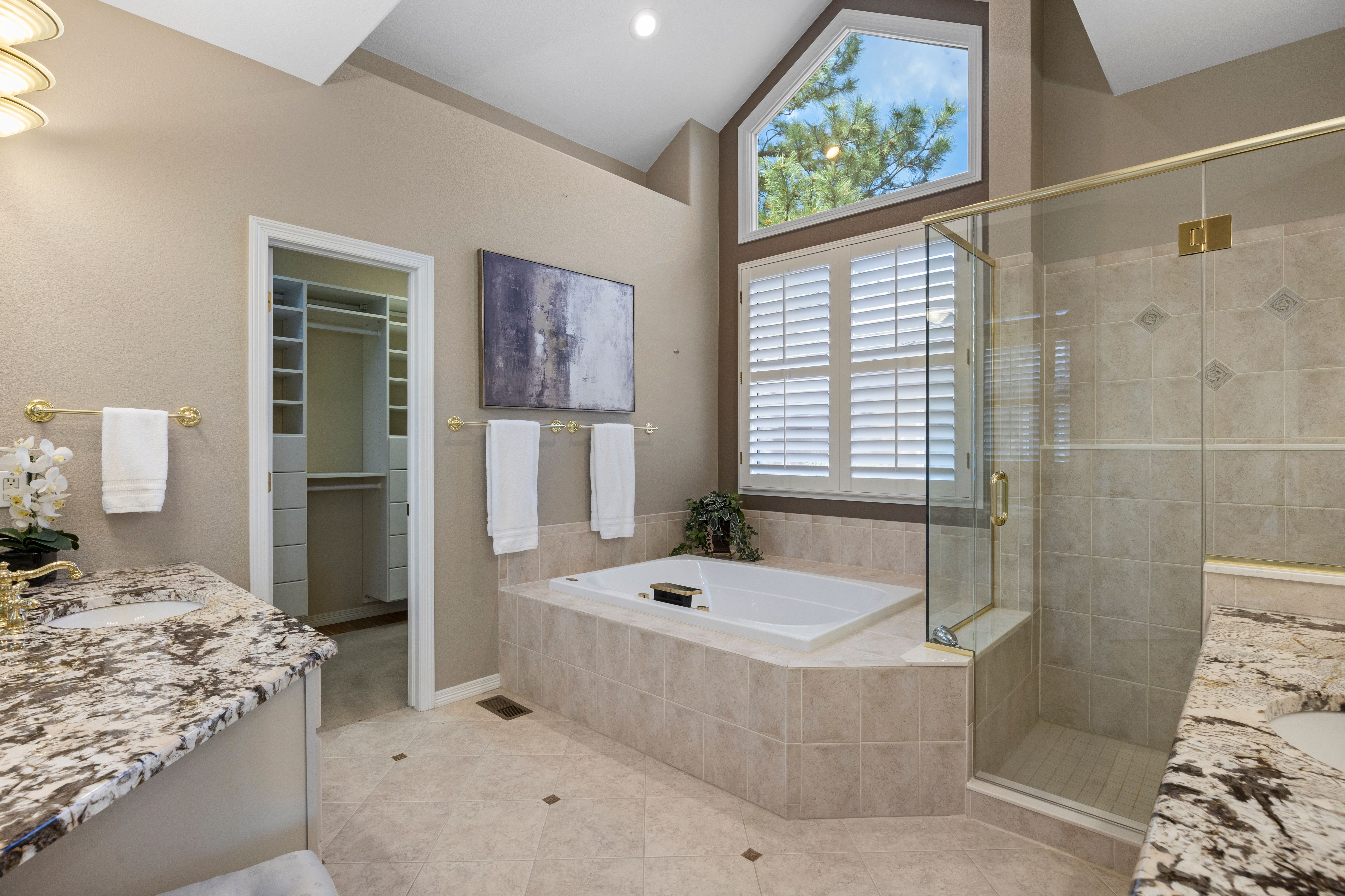  Residence Offering An Unmatched Opportunity To Enjoy Colorado Living At Its Best - 物件實景