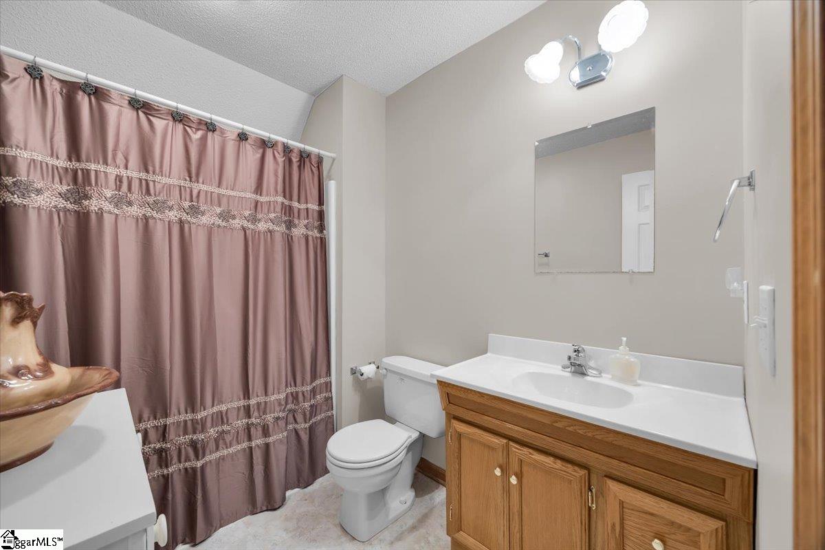 Greenville, South Carolina, 29617, United States, 4 Bedrooms Bedrooms, ,3 BathroomsBathrooms,Residential,For Sale,1955283