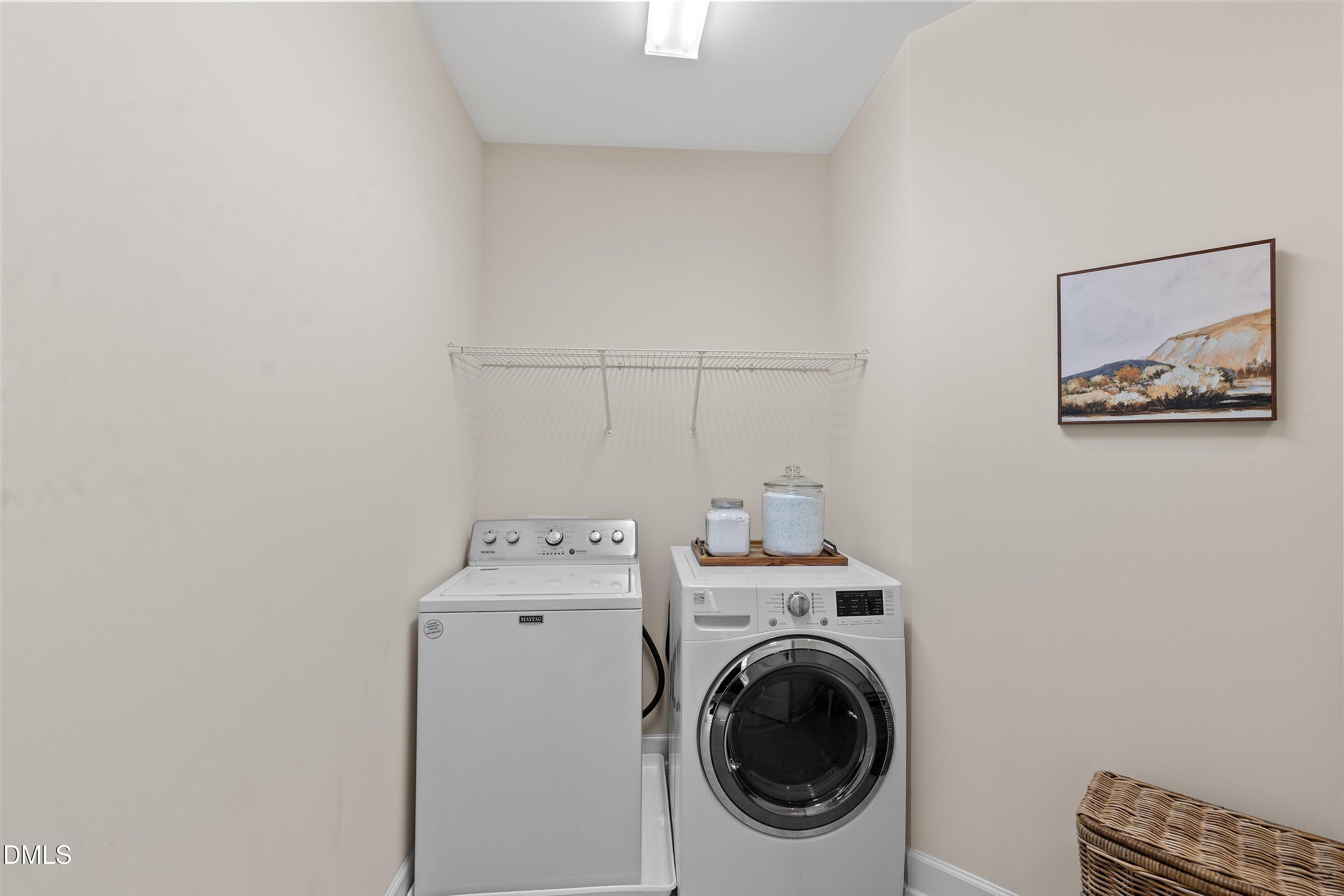 Cary, North Carolina, 27519, United States, 5 Bedrooms Bedrooms, ,5 BathroomsBathrooms,Residential,For Sale,2001789