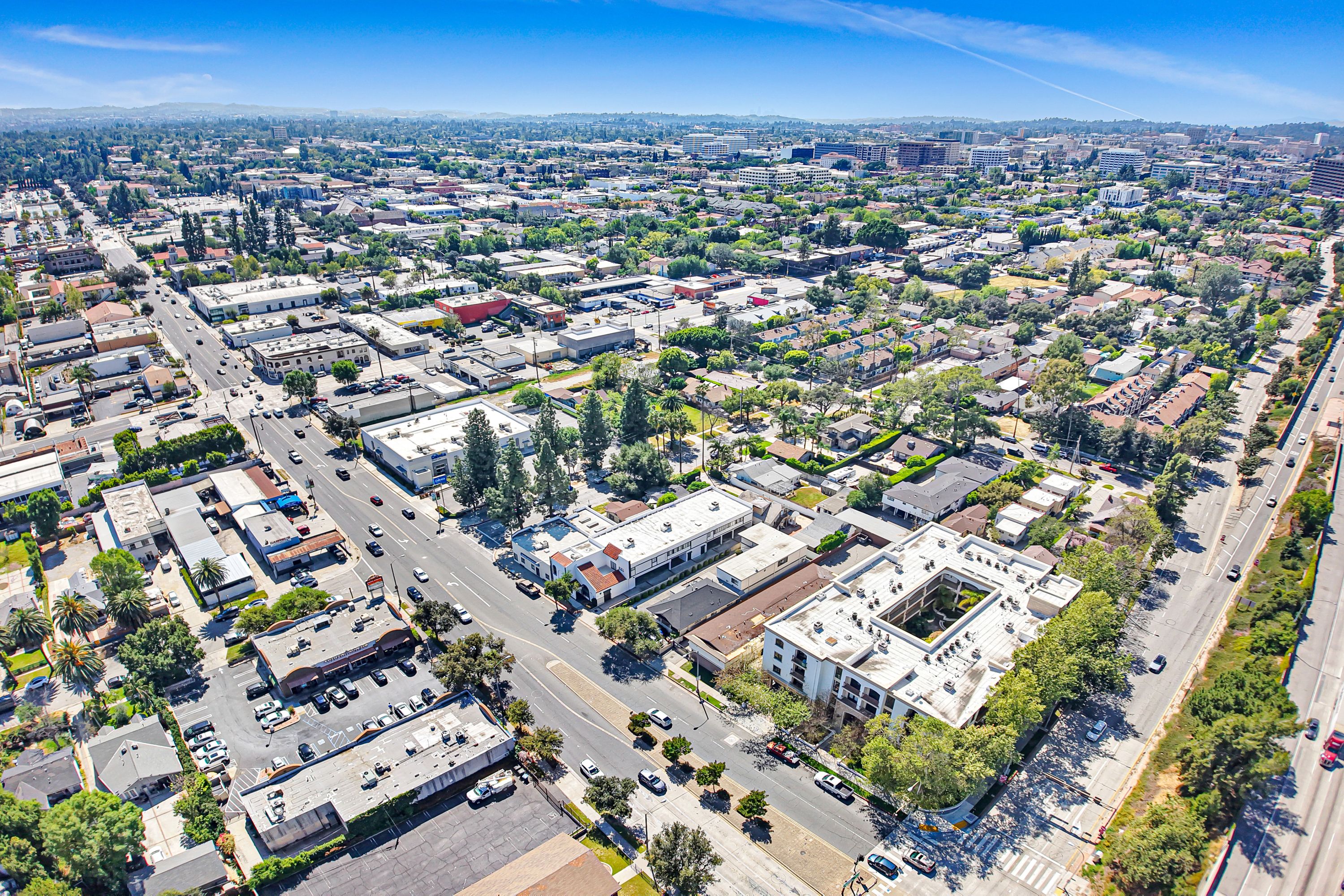  Luxury Mediterranean Condo in Pasadena - 物件實景