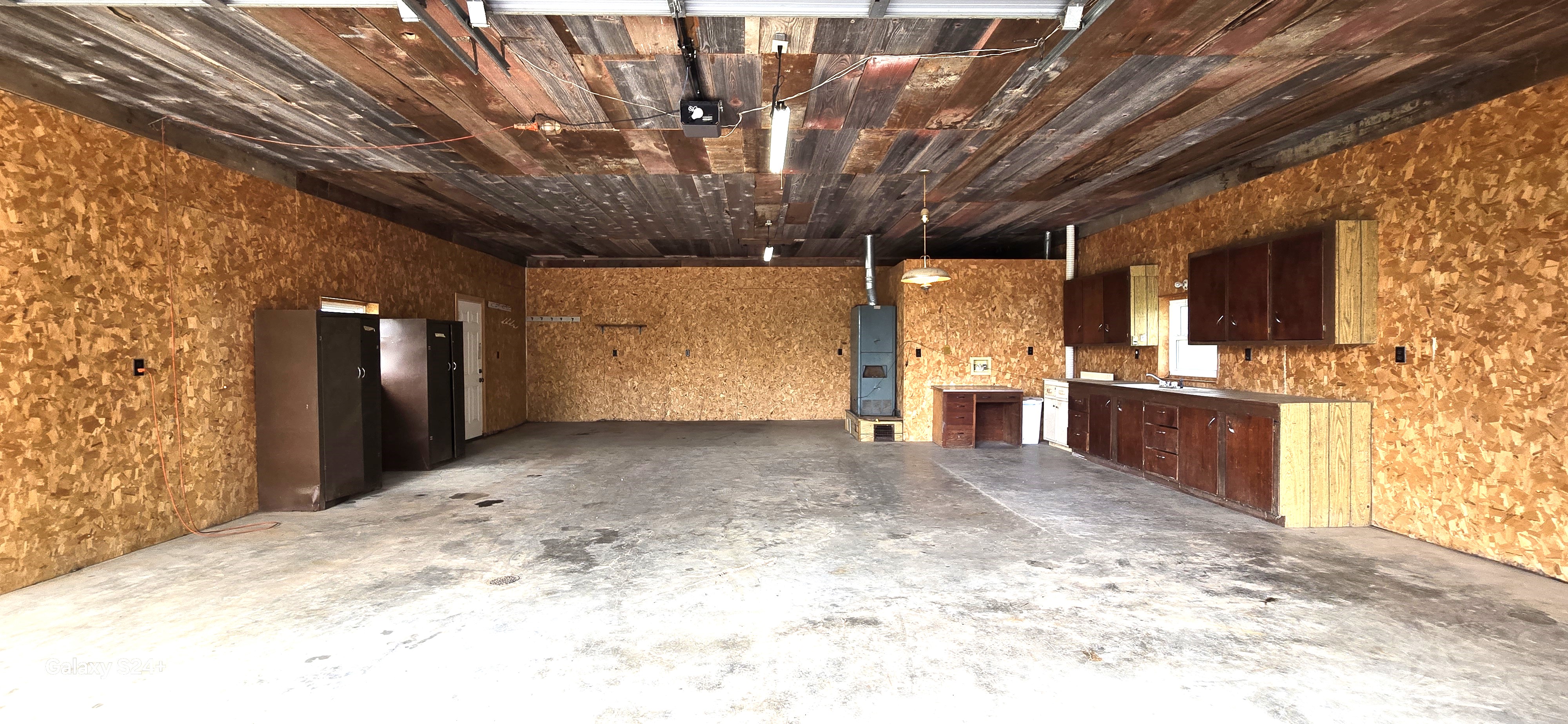 Osawatomie, Kansas, 66064, United States, 3 Bedrooms Bedrooms, ,2 BathroomsBathrooms,Residential,For Sale,1920353