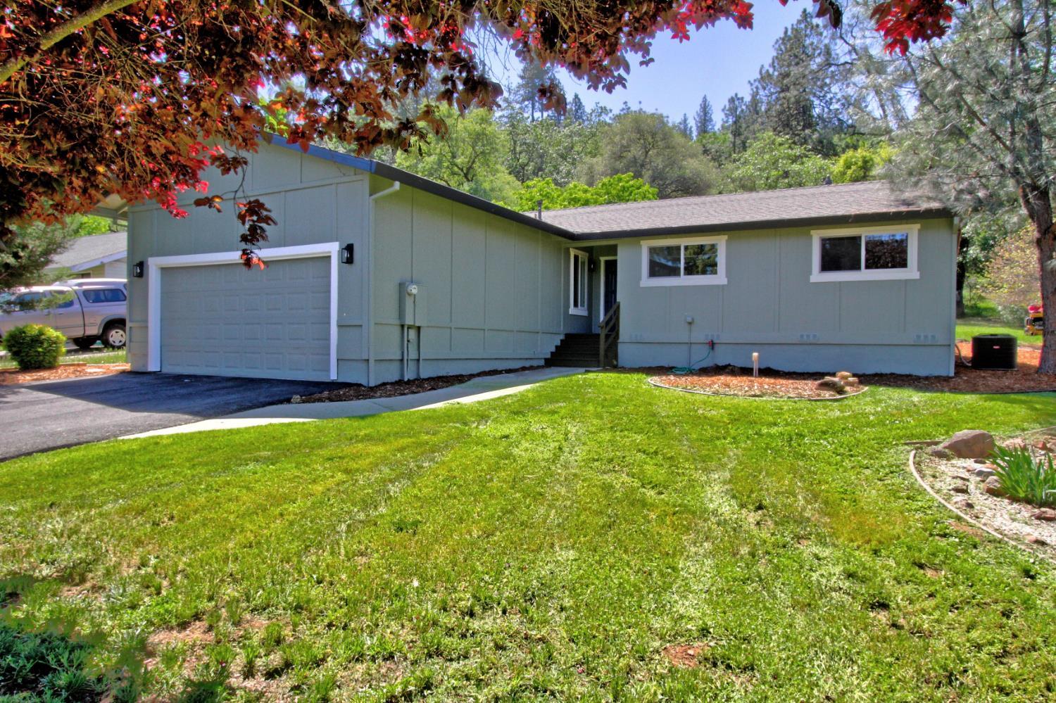 Auburn, California, 95602, United States, 3 Bedrooms Bedrooms, ,2 BathroomsBathrooms,Residential,For Sale,2034391
