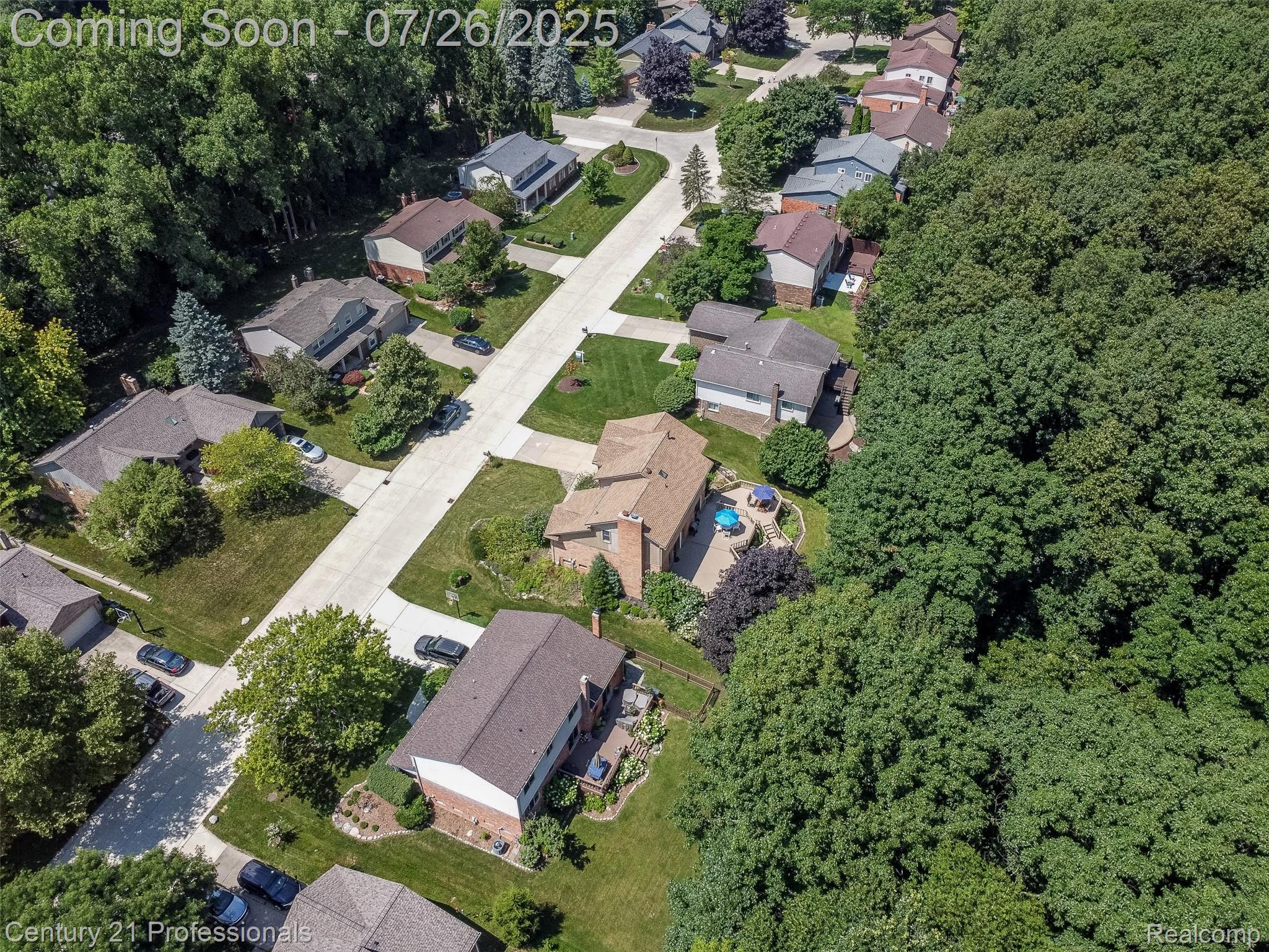 RochesterHills, Michigan, 48309, United States, 3 Bedrooms Bedrooms, ,4 BathroomsBathrooms,Residential,For Sale,1975031