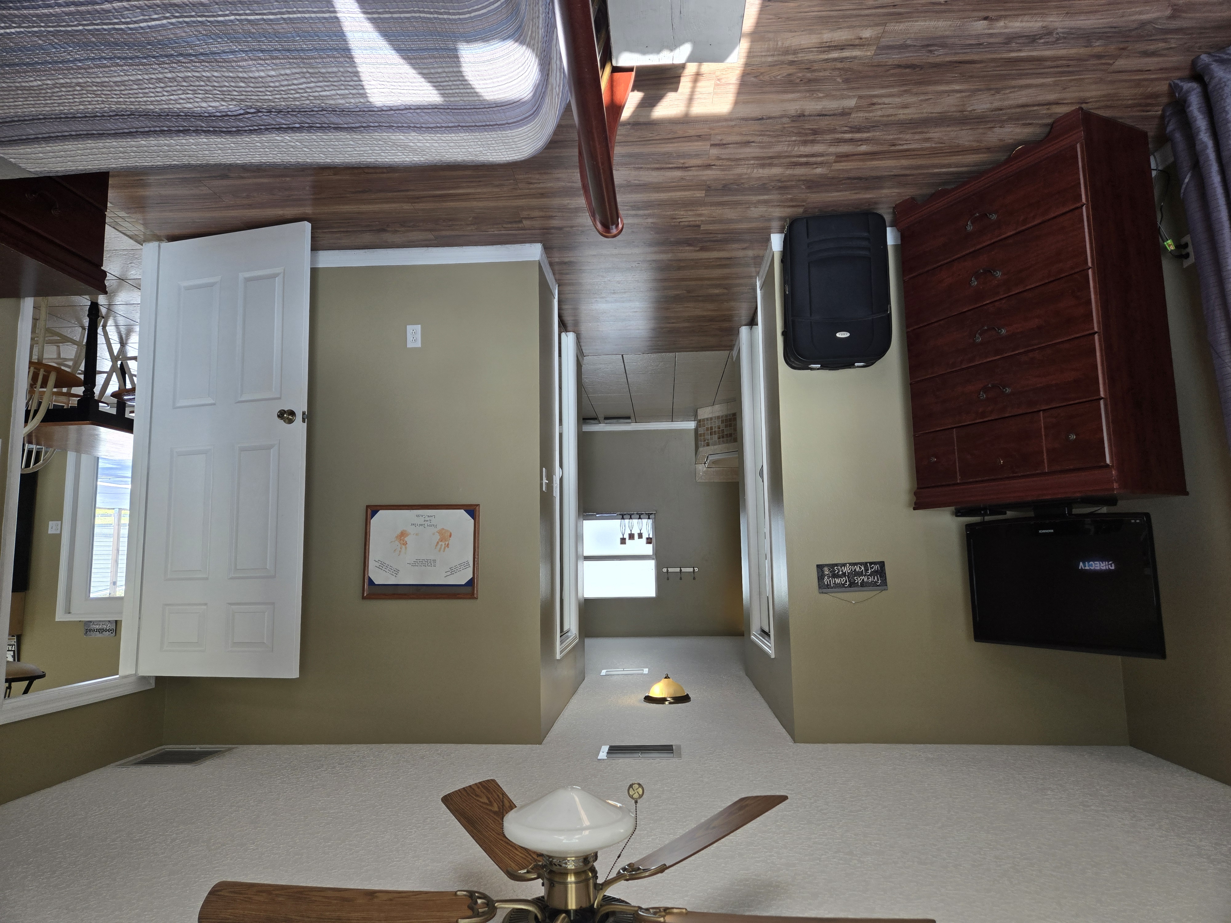 Okeechobee, Florida, 34972, United States, 3 Bedrooms Bedrooms, ,2 BathroomsBathrooms,Residential,For Sale,1930518