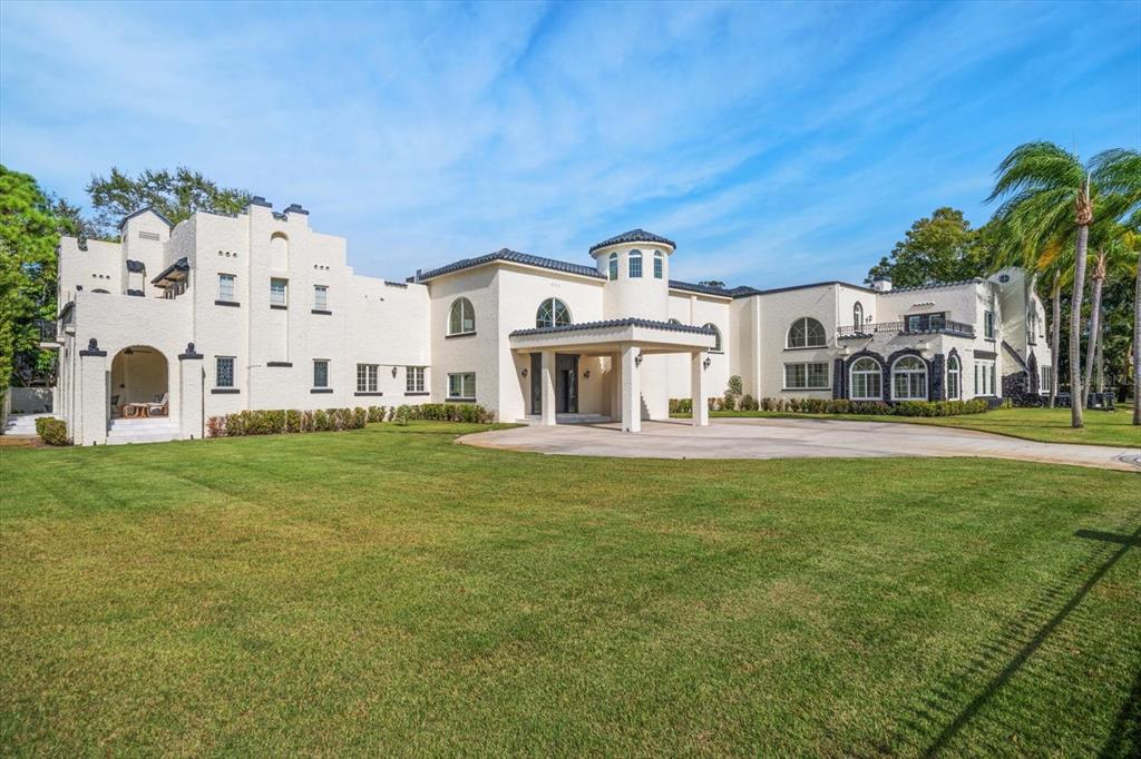 St Petersburg, Florida, 33707, United States, 5 Bedrooms Bedrooms, ,9 BathroomsBathrooms,Residential,For Sale,2000985