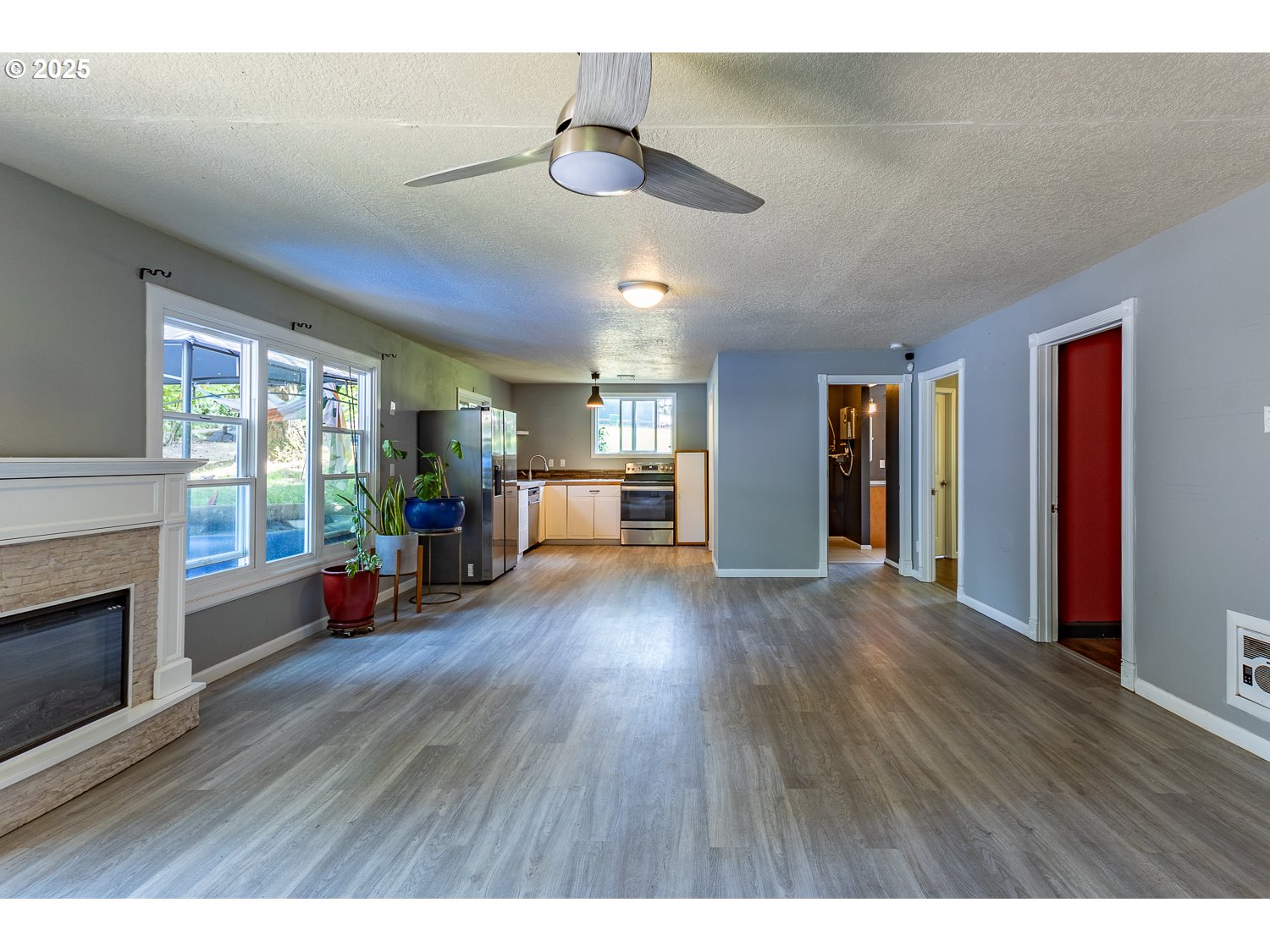 Vancouver, Washington, 98663, United States, 3 Bedrooms Bedrooms, ,1 BathroomBathrooms,Residential,For Sale,1846547