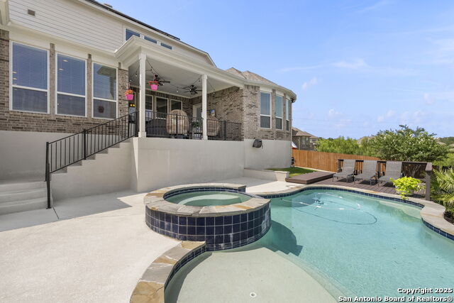 San Antonio, Texas, 78261, United States, 5 Bedrooms Bedrooms, ,5 BathroomsBathrooms,Residential,For Sale,1827097