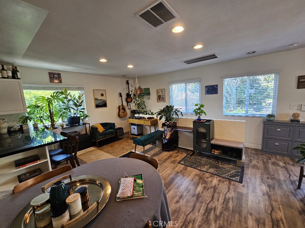 Los Angeles, California, 90019, United States, ,Residential,For Sale,2022270