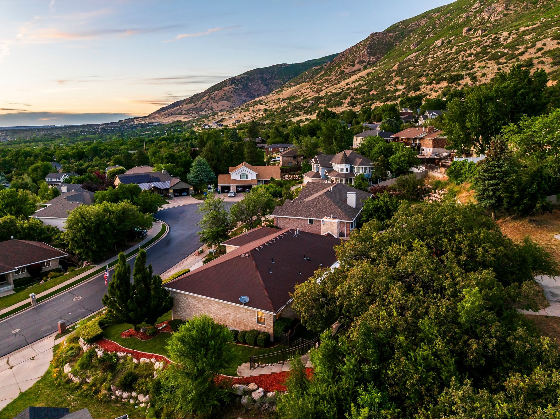  Farmington Rambler on Private Half-Acre with Incredible Views - 物件實景