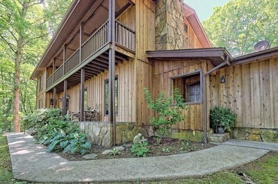 192 Brookwood Drive, Blairsville, Georgia, 30512, United States, 5 Bedrooms Bedrooms, ,6 BathroomsBathrooms,Residential,For Sale,192 Brookwood Drive,1668132