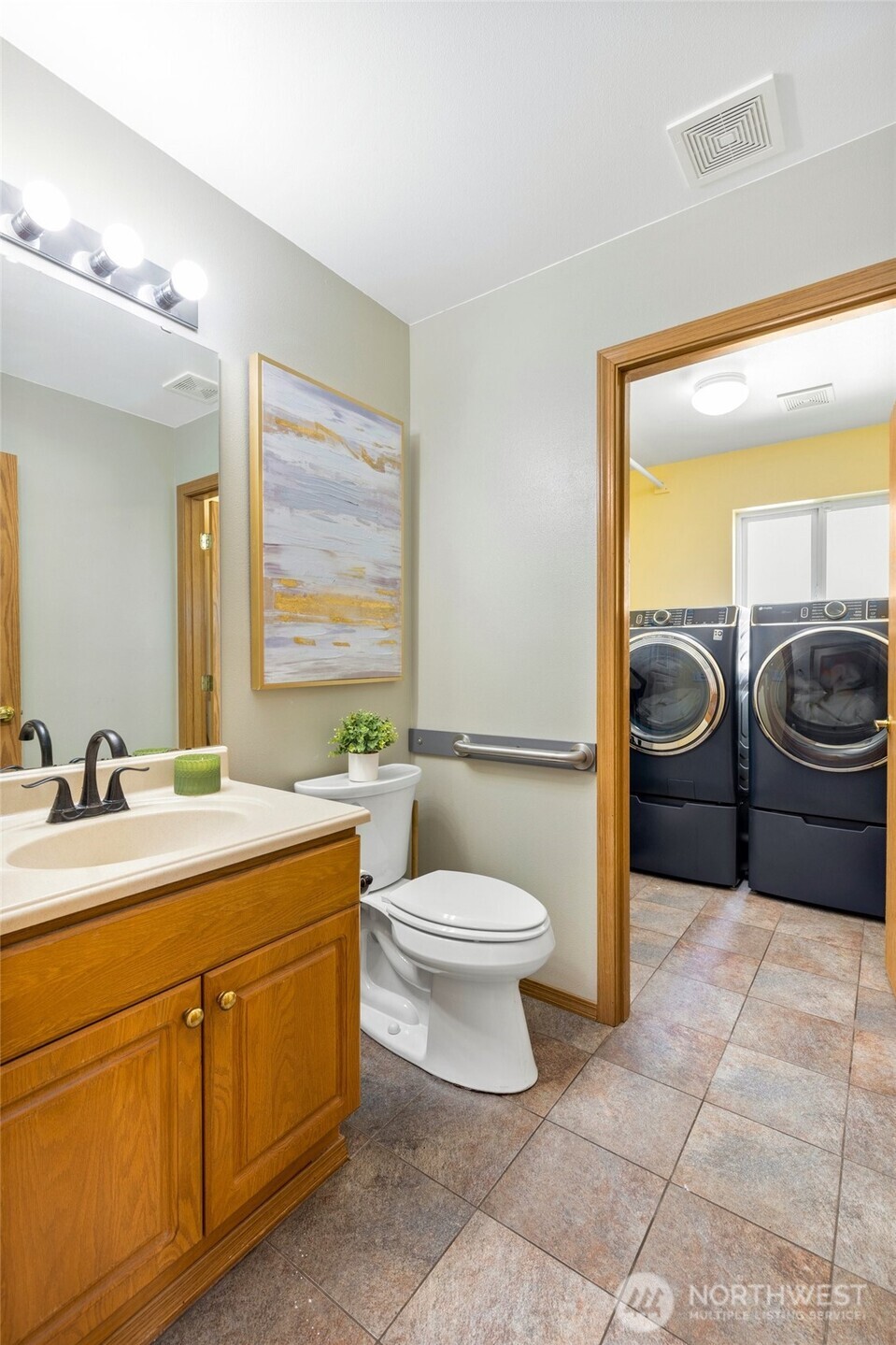 Marysville, Washington, 98270, United States, 4 Bedrooms Bedrooms, ,2 BathroomsBathrooms,Residential,For Sale,2049206