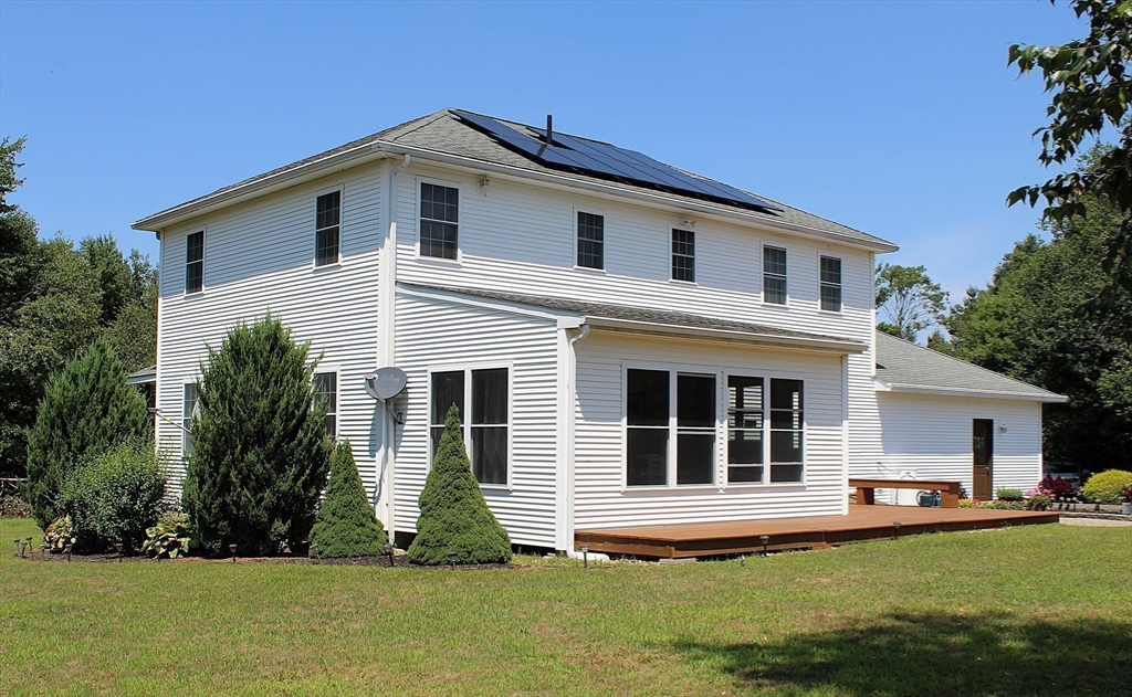 North Brookfield, Massachusetts, 01535, United States, 3 Bedrooms Bedrooms, ,3 BathroomsBathrooms,Residential,For Sale,1905631