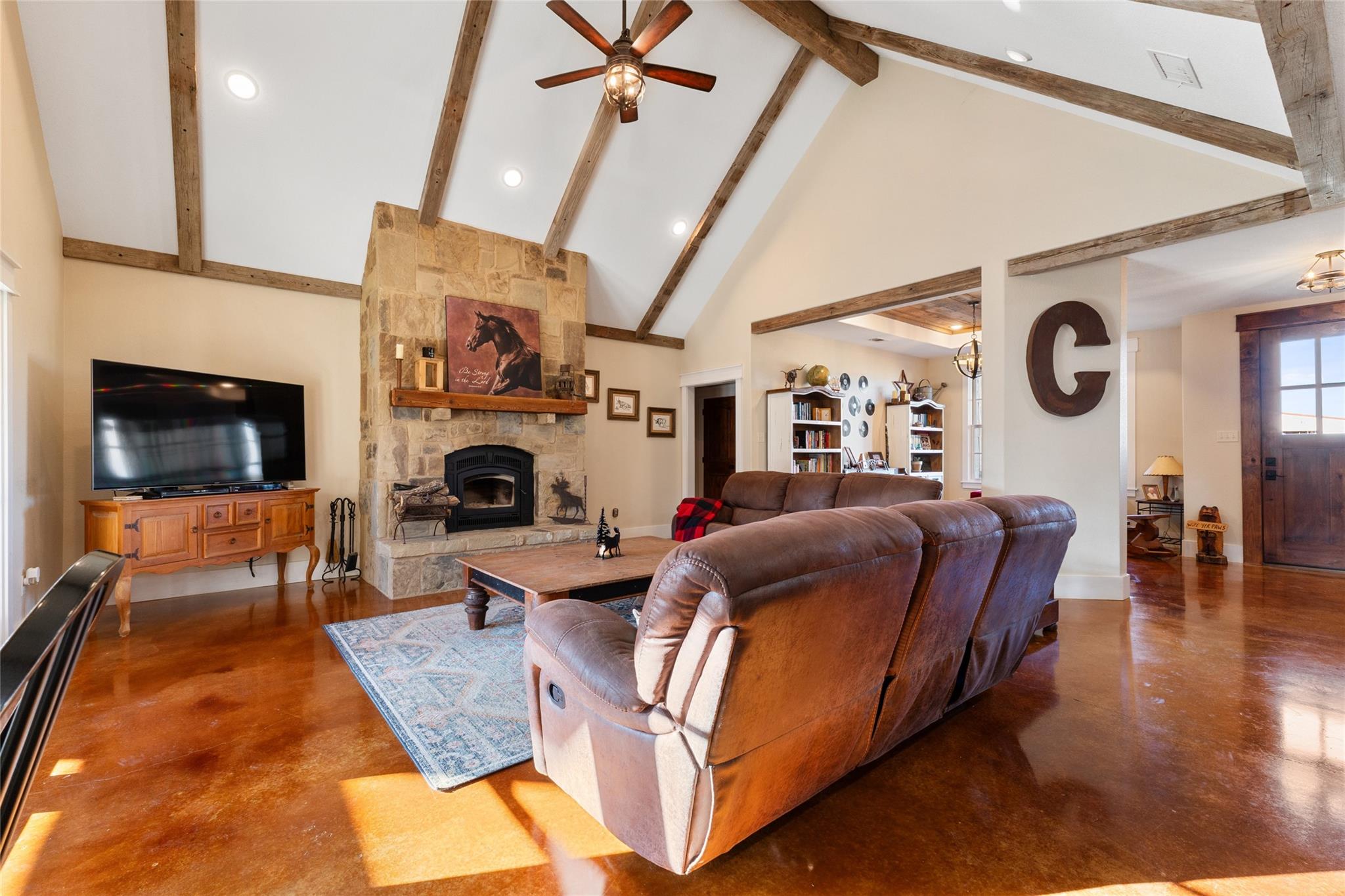 Decatur, Texas, 76234, United States, 3 Bedrooms Bedrooms, ,3 BathroomsBathrooms,Residential,For Sale,2005584