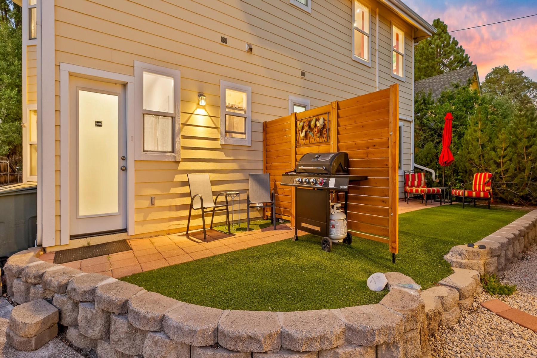  303 W Juniper Avenue  Flagstaff, AZ - 物件實景