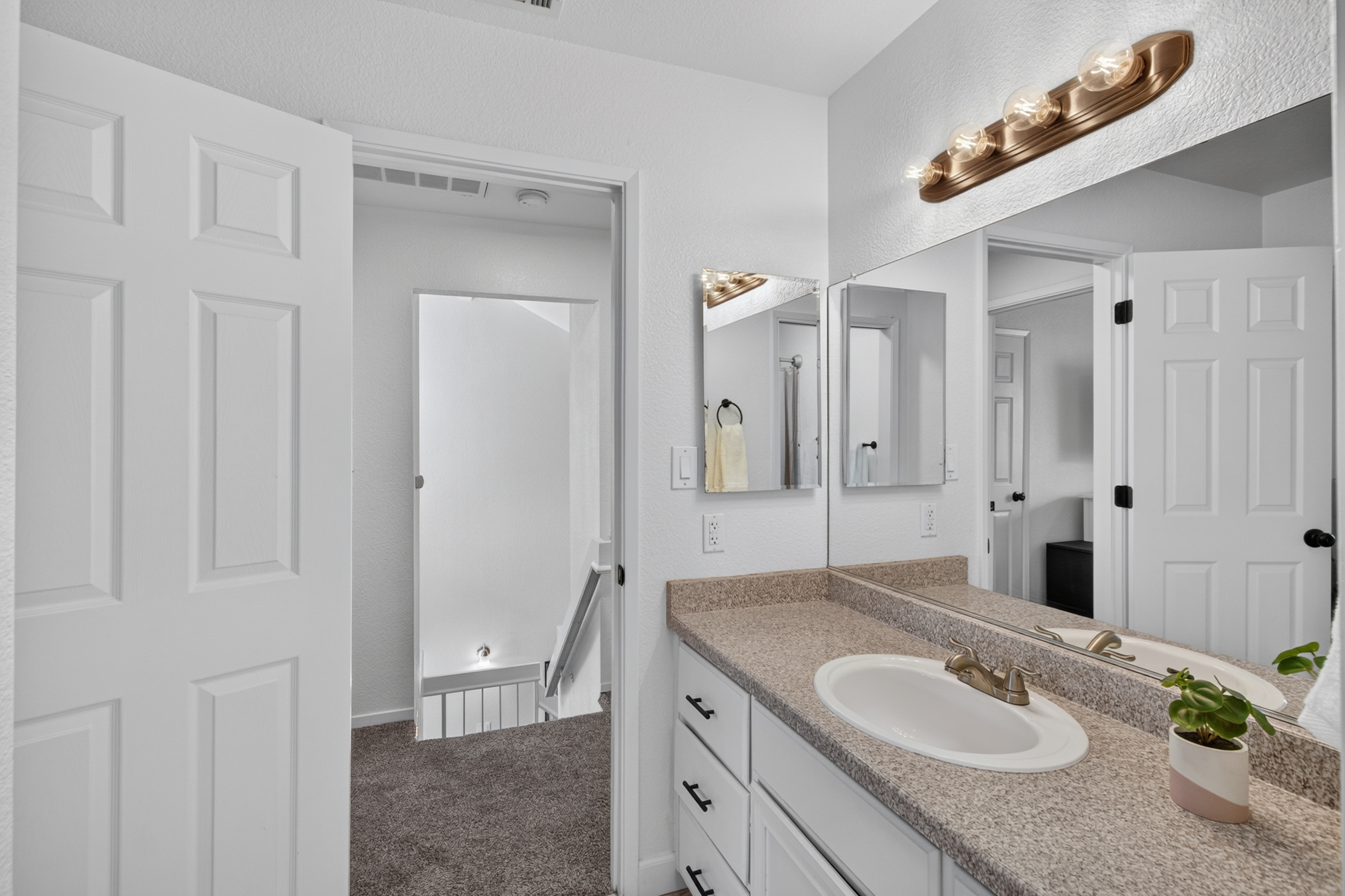  4748 67th Street, Sacramento, CA 95820 - 物件實景