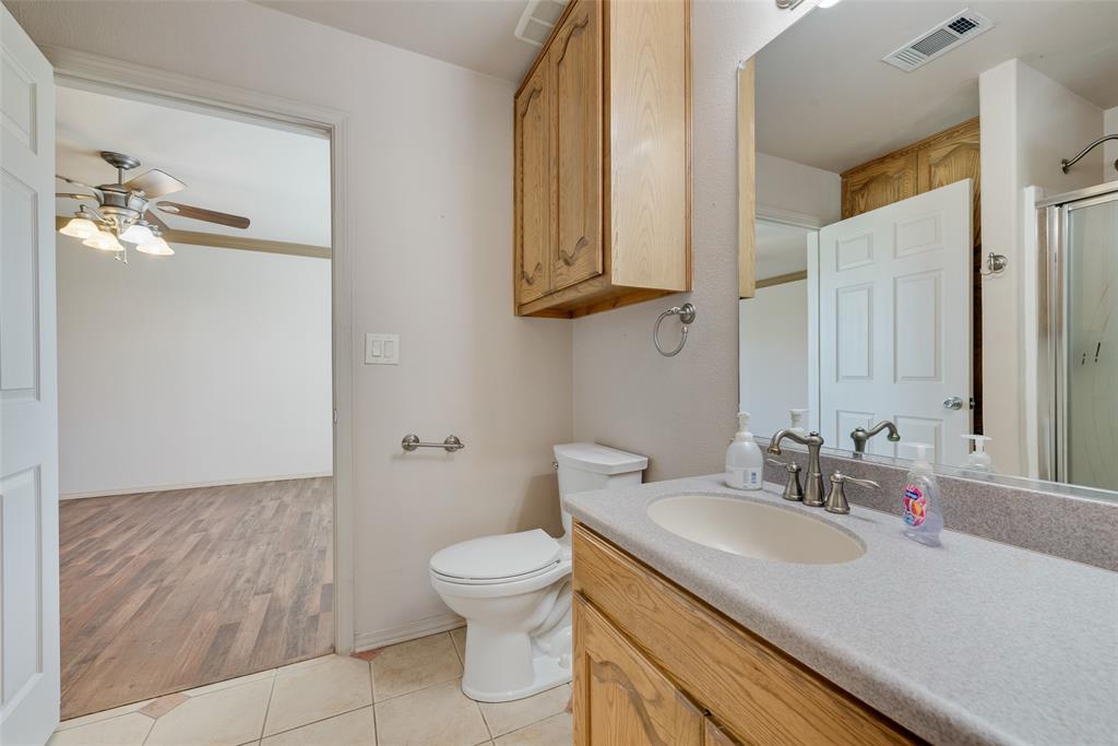 Mesquite, Texas, 75126, United States, 2 Bedrooms Bedrooms, ,2 BathroomsBathrooms,Residential,For Sale,1987103