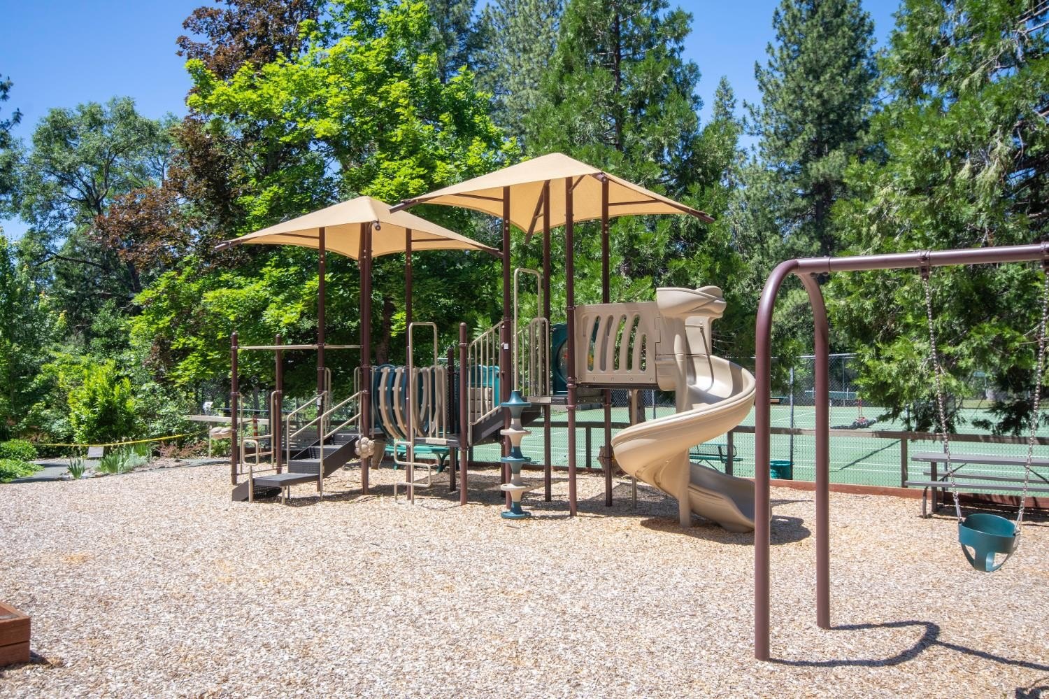 Murphys, California, 95247, United States, 4 Bedrooms Bedrooms, ,3 BathroomsBathrooms,Residential,For Sale,1981649