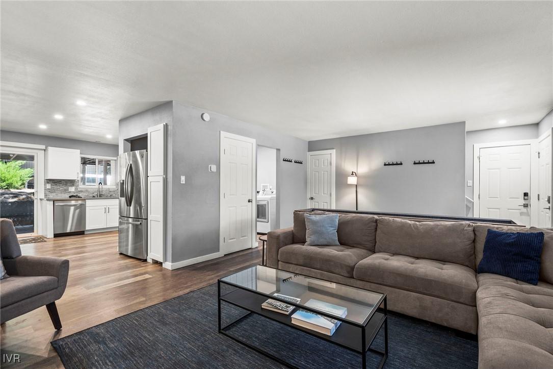 Incline Village, Nevada, 89451, United States, 3 Bedrooms Bedrooms, ,2 BathroomsBathrooms,Residential,For Sale,1891936
