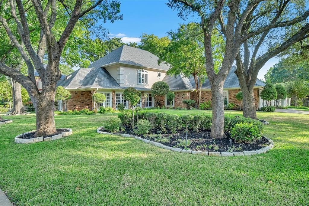 Bedford, Texas, 76021, United States, 4 Bedrooms Bedrooms, ,4 BathroomsBathrooms,Residential,For Sale,1978202