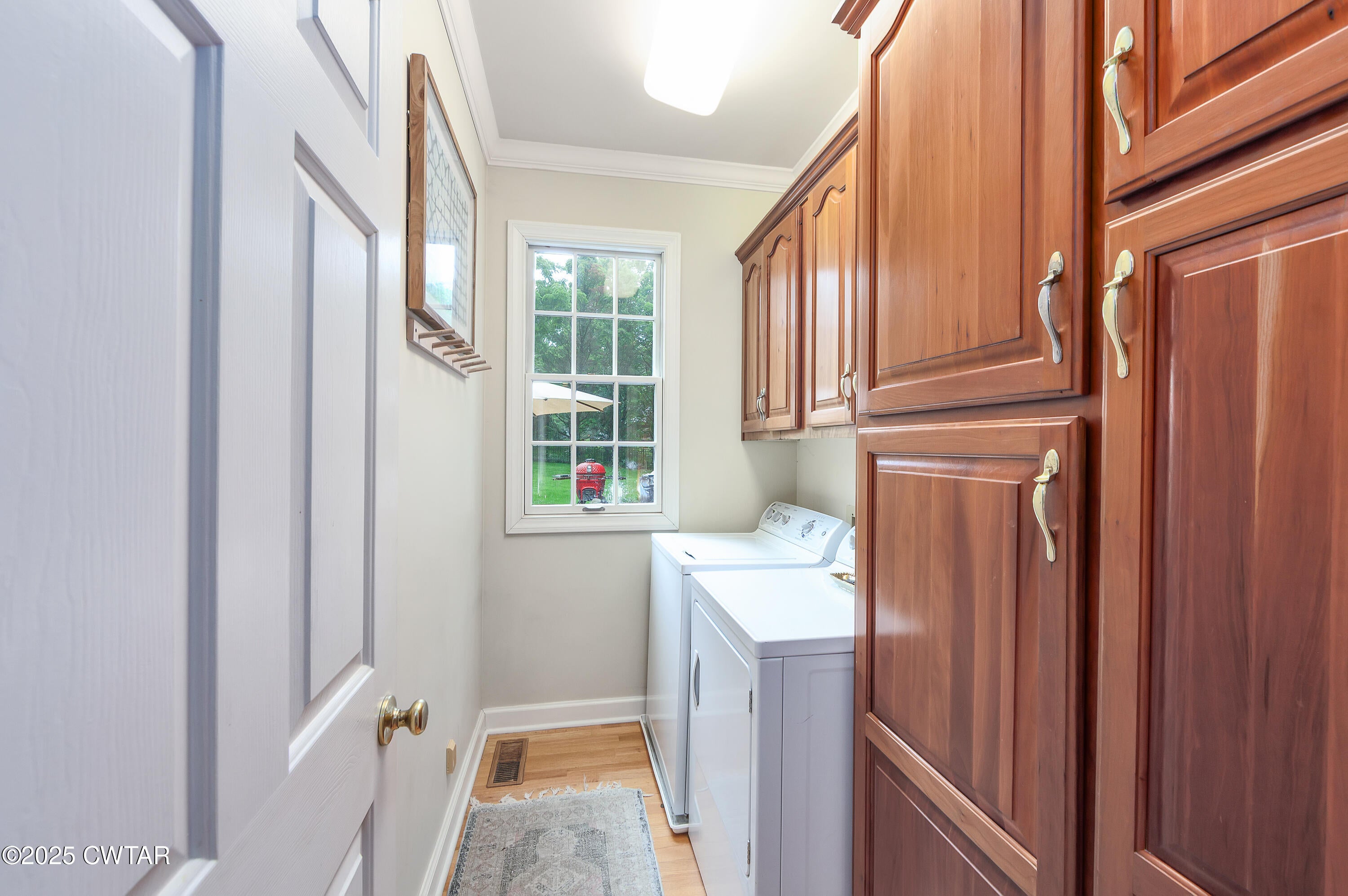 Jackson, Tennessee, 38305, United States, 4 Bedrooms Bedrooms, ,4 BathroomsBathrooms,Residential,For Sale,1894797
