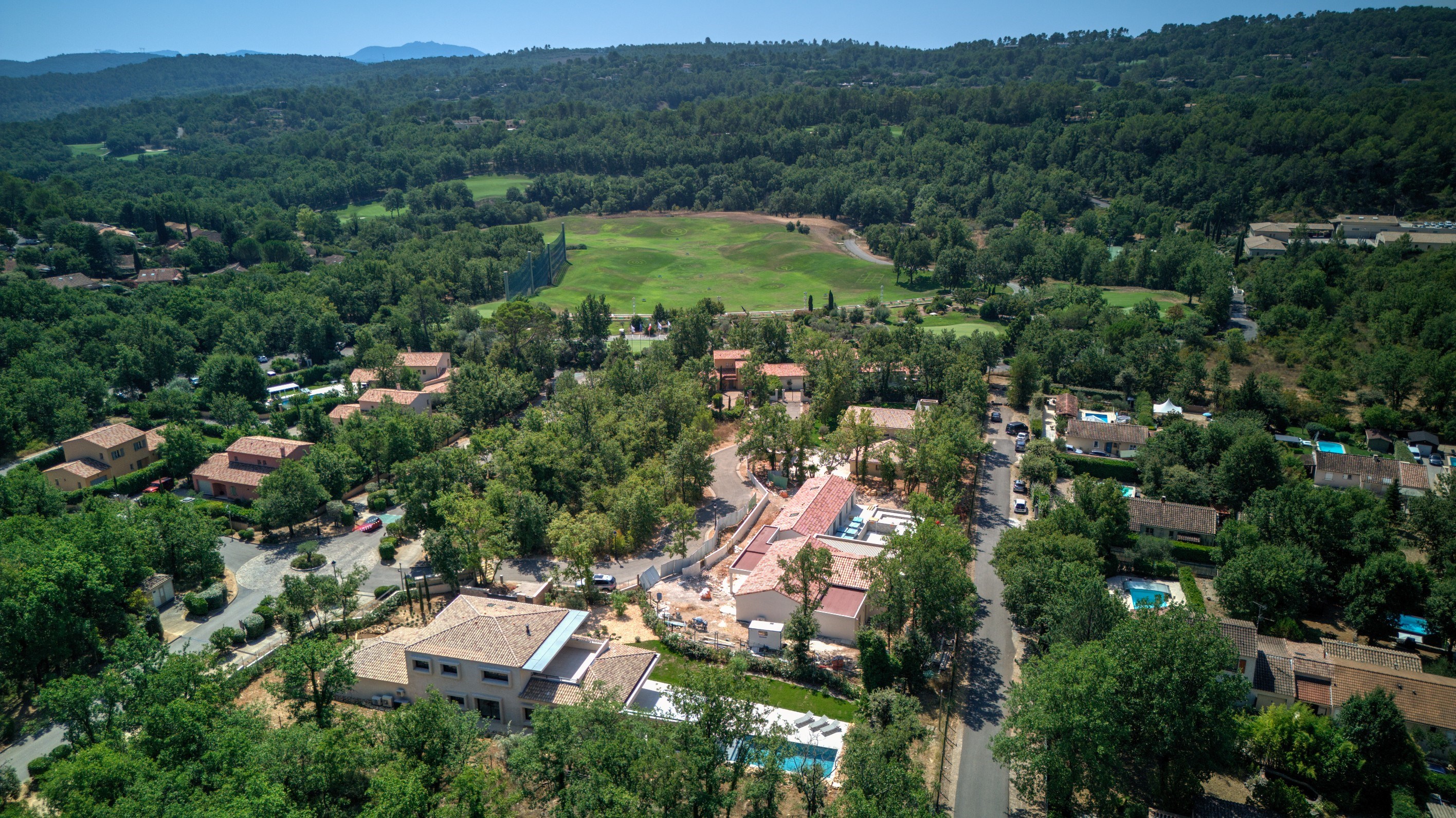  Tourrettes Terre Blanche villa 240 sqm golf estate pool furnished land 1866 sqm - 物件實景