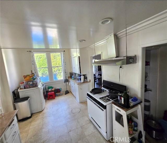 Whittier, California, 90601, United States, 2 Bedrooms Bedrooms, ,2 BathroomsBathrooms,Residential,For Sale,1982900